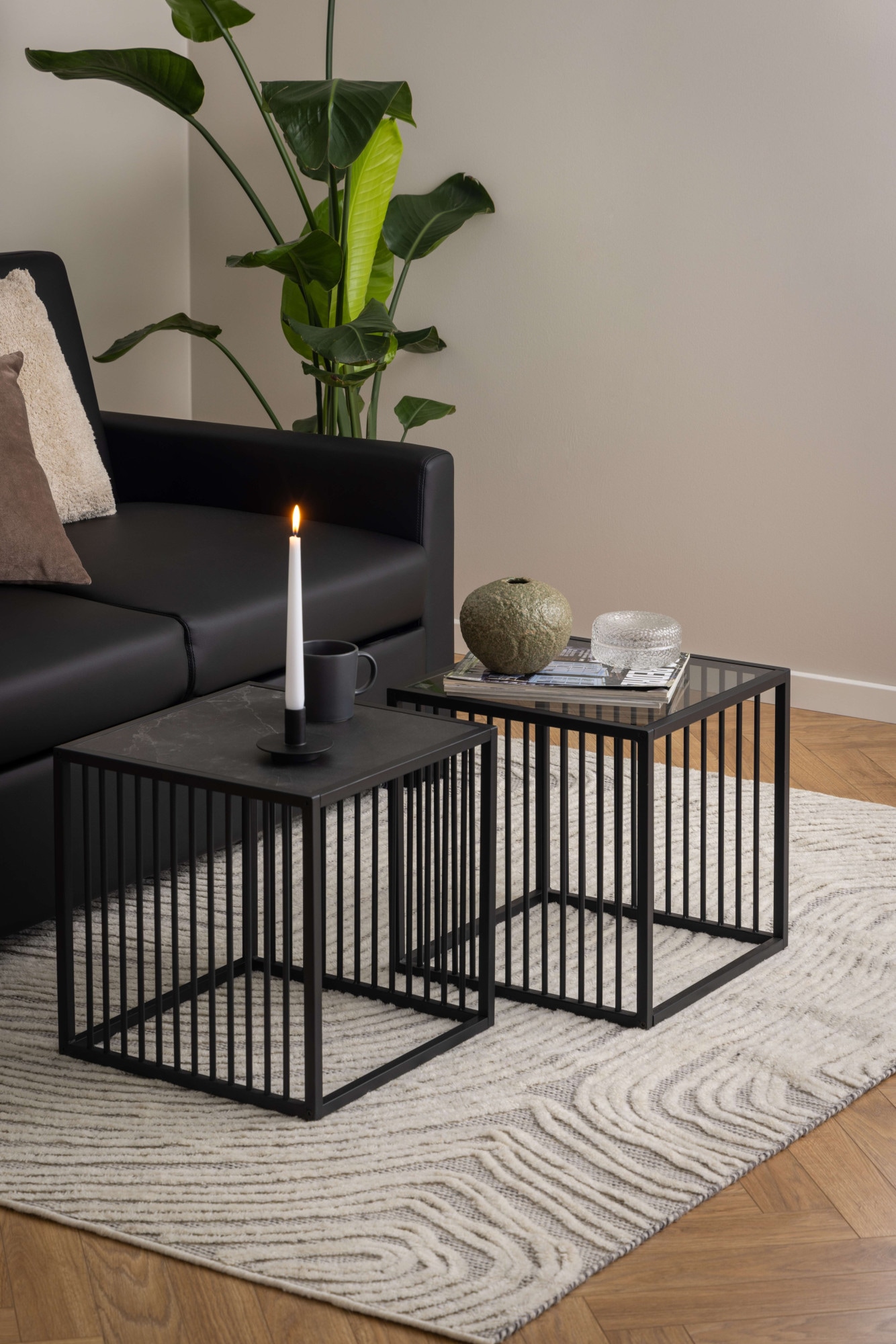 ACTONA GROUP »Strington, robuster Ecktisch im skandinavischem Design, robust« Ecktisch, Glas, pflegeleicht, vertikalen Metalllamellen, H: 63 cm