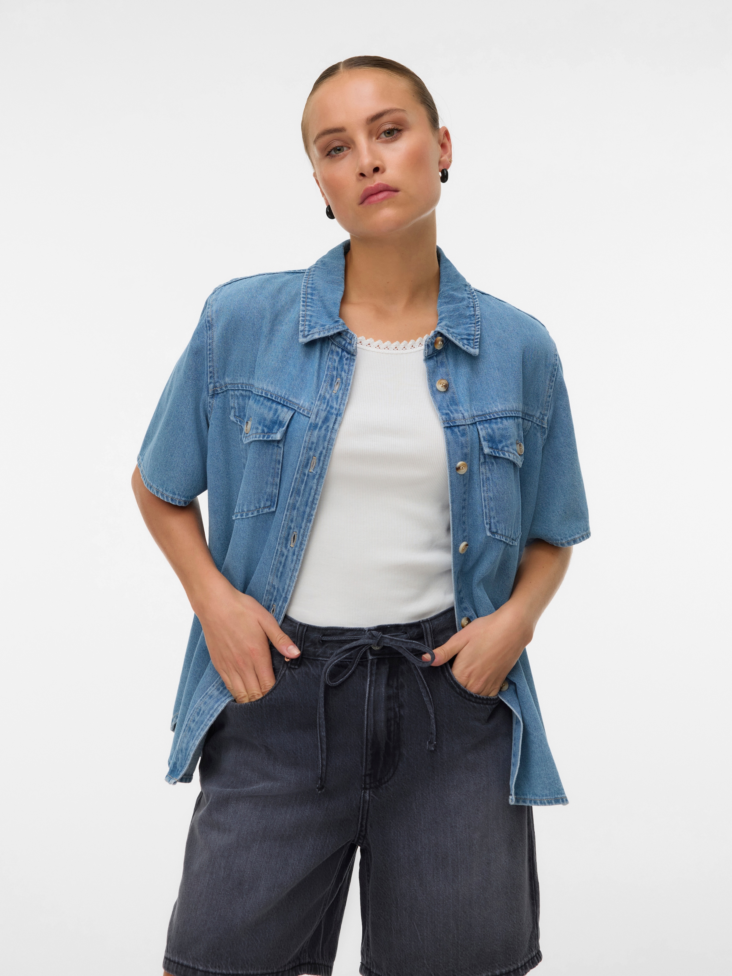 Image of Vero Moda Jeansbluse "VMSIGGA SS CLR DENIM SHIRT" Baumwollmischung, regular fit