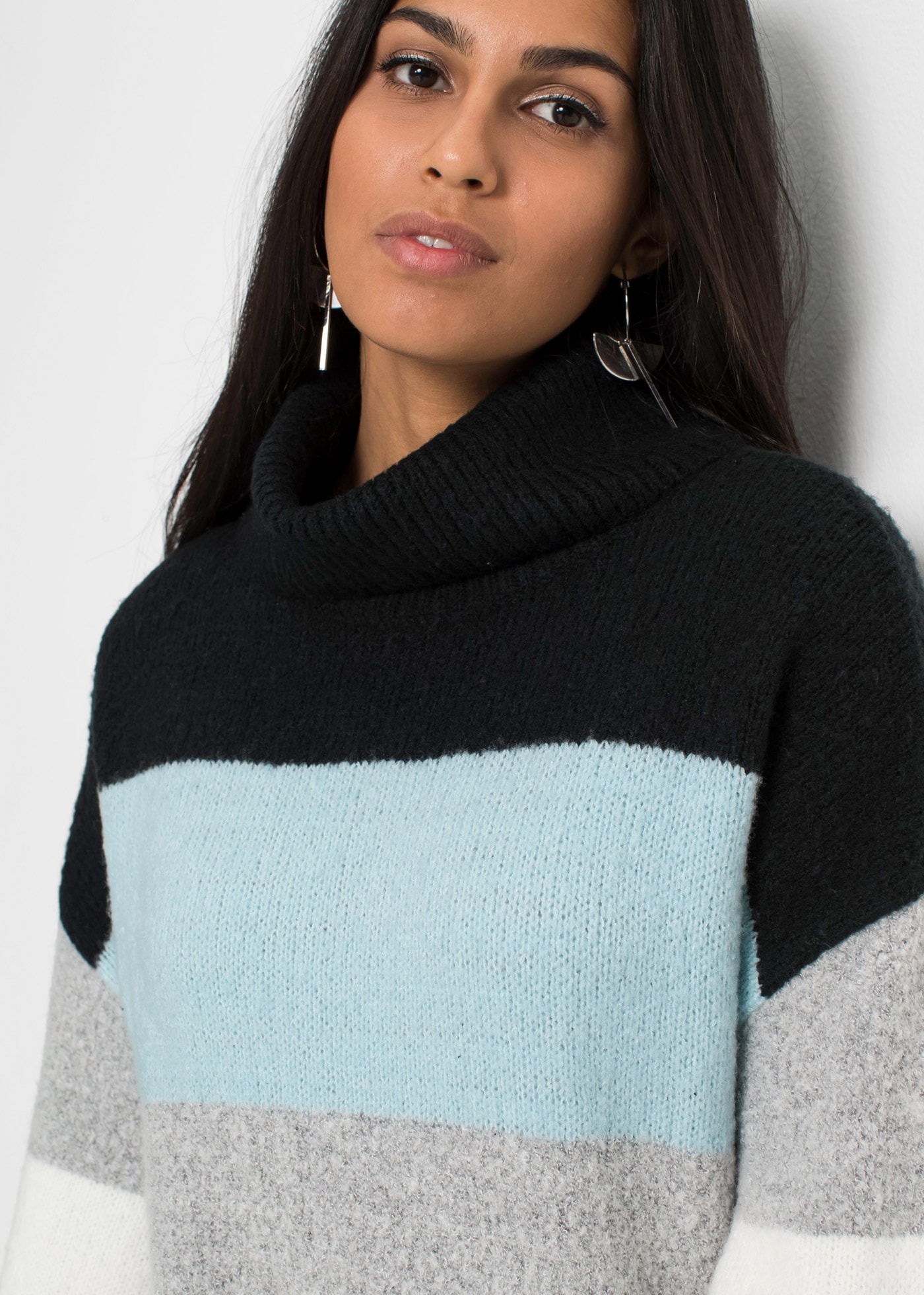 bonprix Pull long »Long-Pullover« aus Polyacryl, Polyester und Elasthan, mit Rollkragen