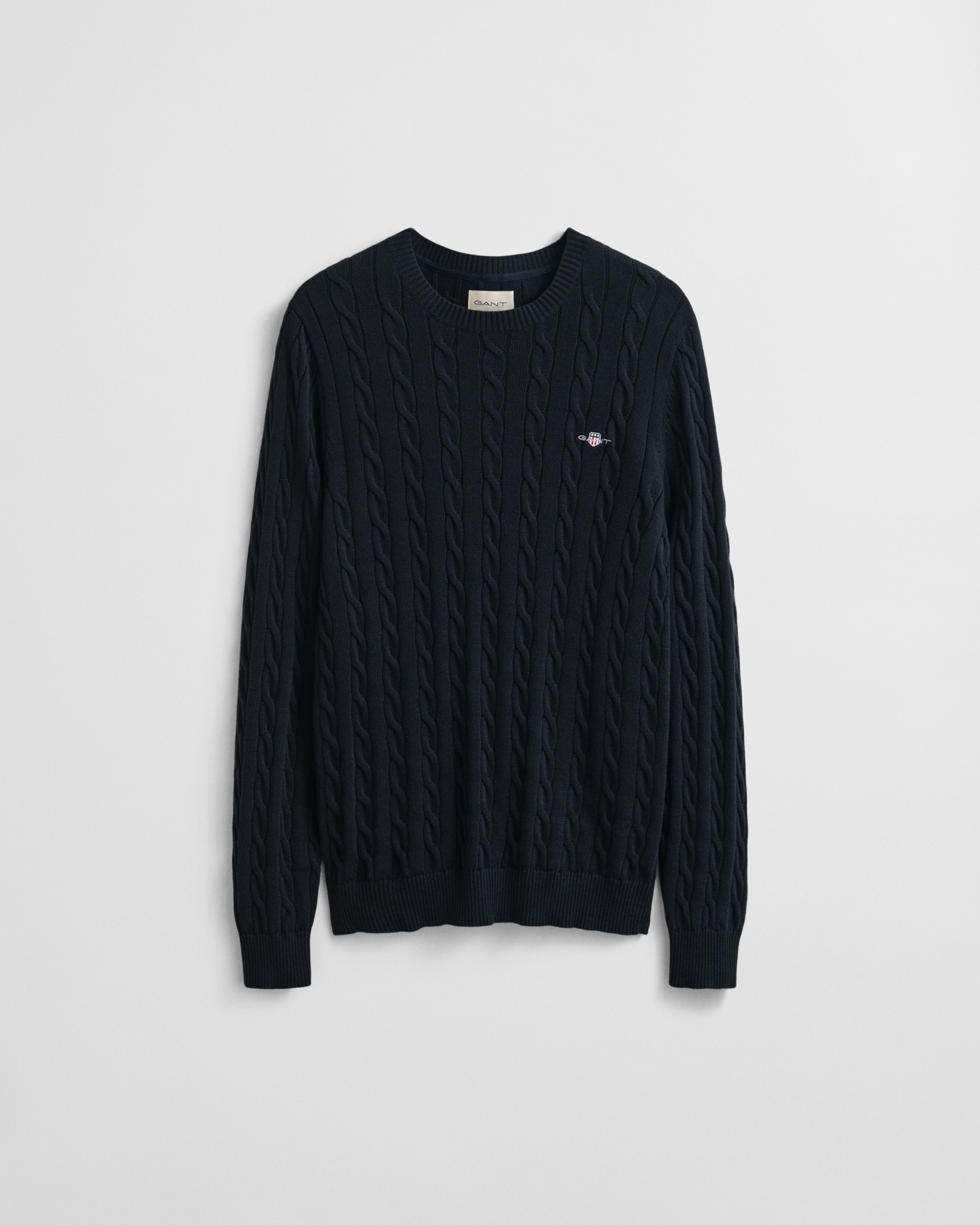 Gant Strickpullover »COTTON CABLE C-NECK« mit Wappen-Logostickerei auf der Brust