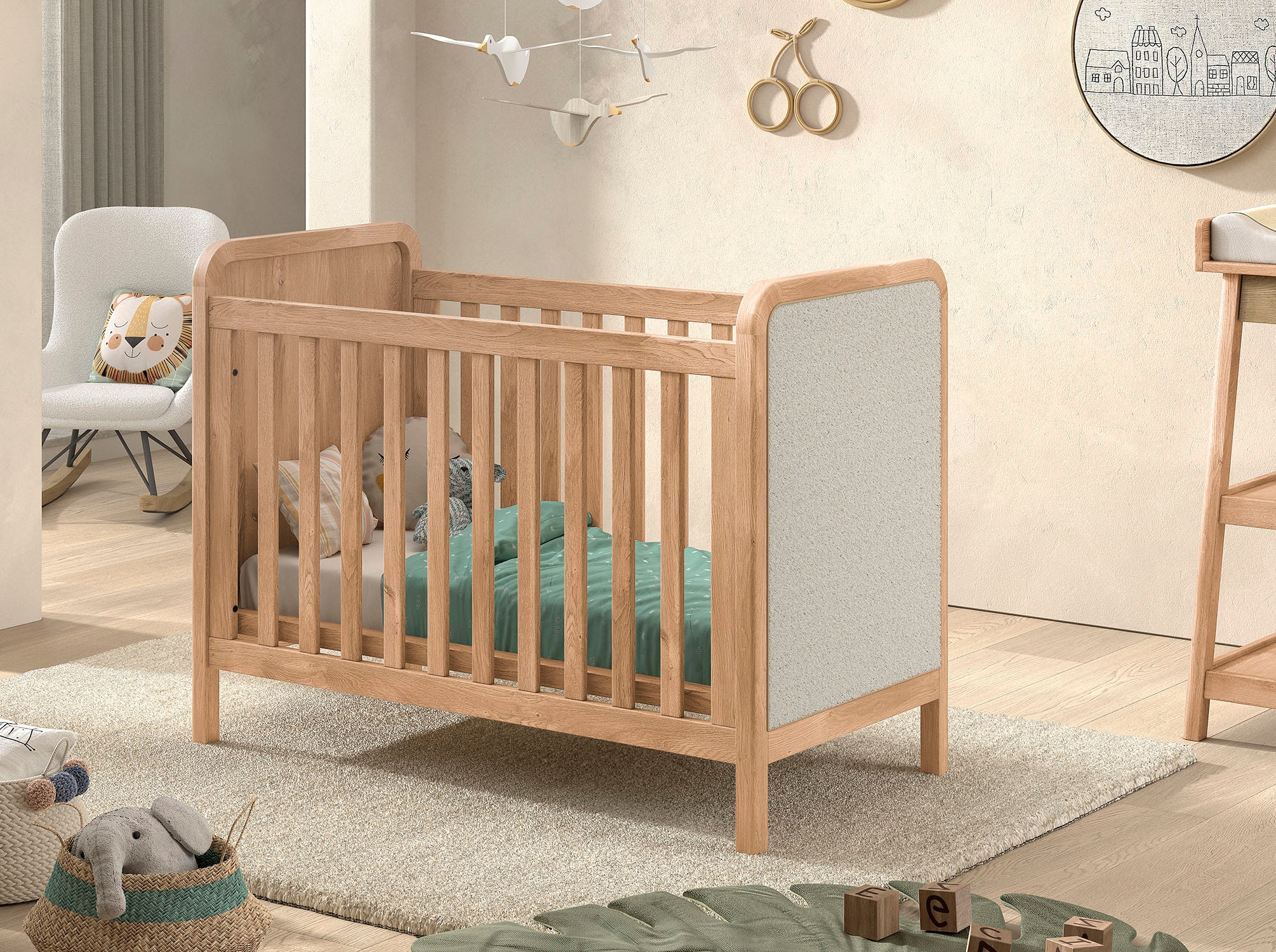 Vipack Babymöbel-Set »Woods best. aus Babybett 60x120 cm und Wickelregal« 2 tlg. geräumige Ablageflächer, Bett wahlweise mit Rattan oder Bouclé Optik