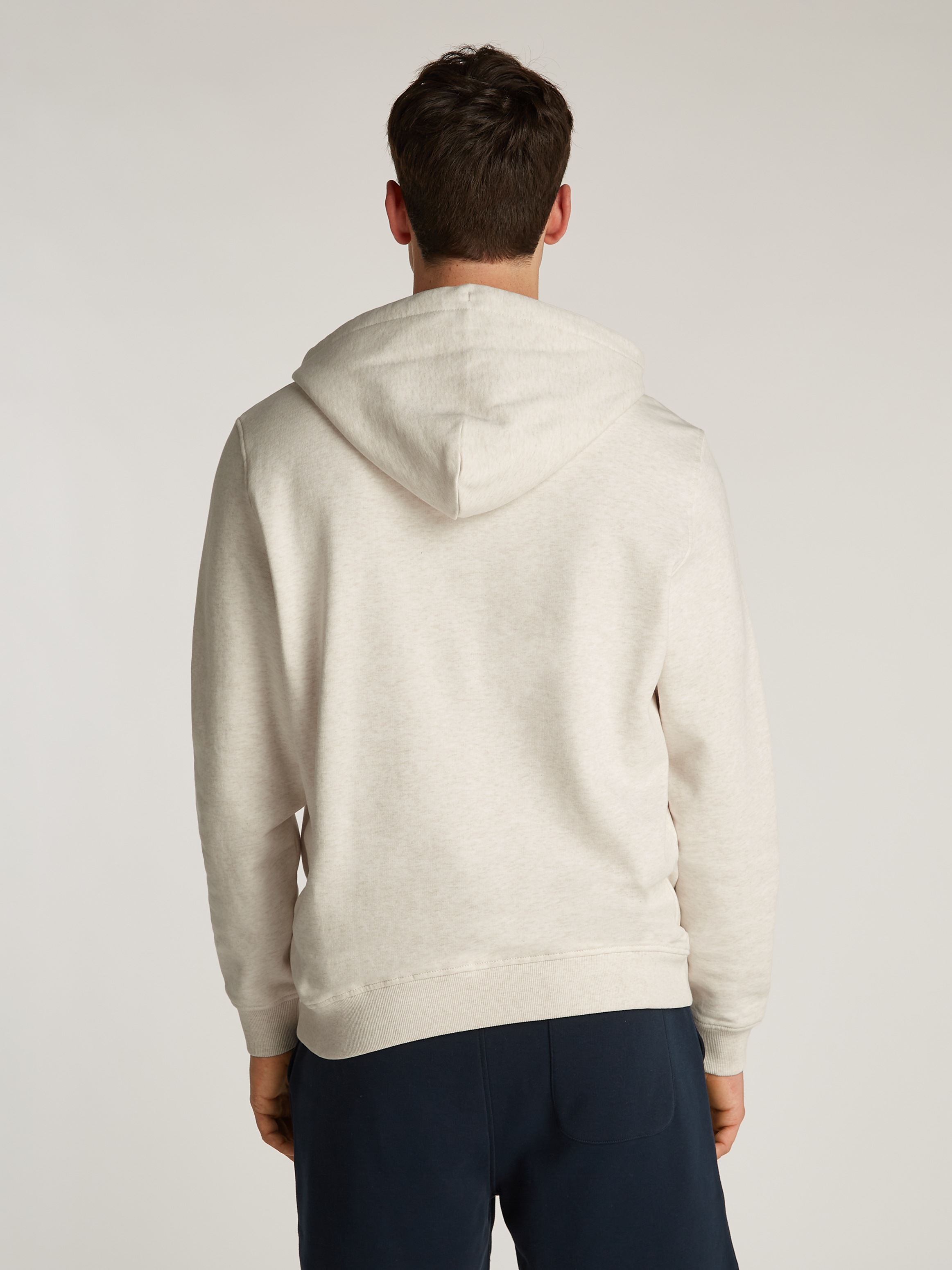 Tommy Jeans Hoodie »TJM REG LINEAR LOGO HOODIE EXT«, mit Logo-Stickerei