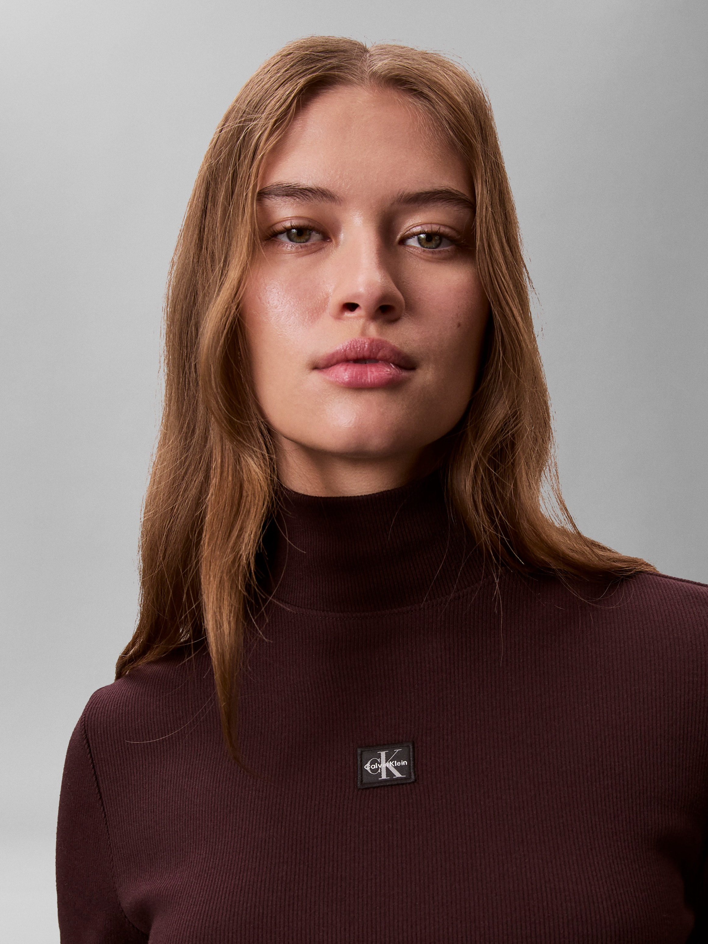 Calvin Klein Jeans Mini-robe Sans poche Figurbetonte Passform mit Stehkragen