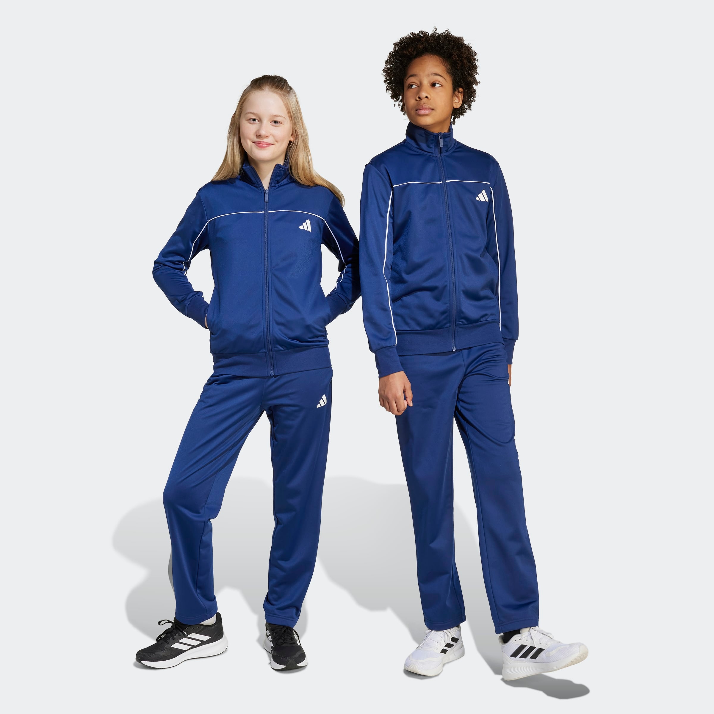 Image of adidas Sportswear Trainingsanzug "COLOUR POP AUS TRIKOT FÜR KINDER" 2 tlg. Trainingsanzug für Kinder und Teens, zweiteiliges Set, mit Stehkragen