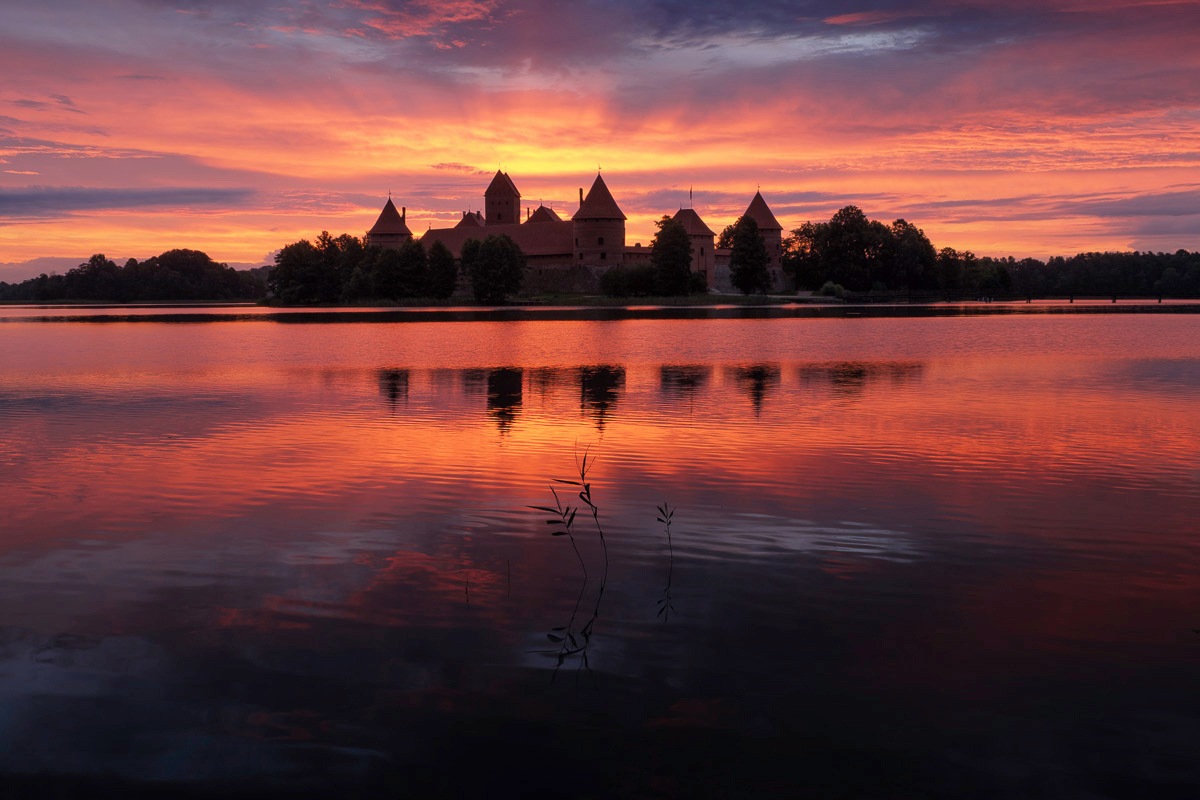 Image of Papermoon Fototapete »Haus am See«, Vliestapete, hochwertiger Digitaldruck, inklusive Kleister bei Ackermann Versand Schweiz
