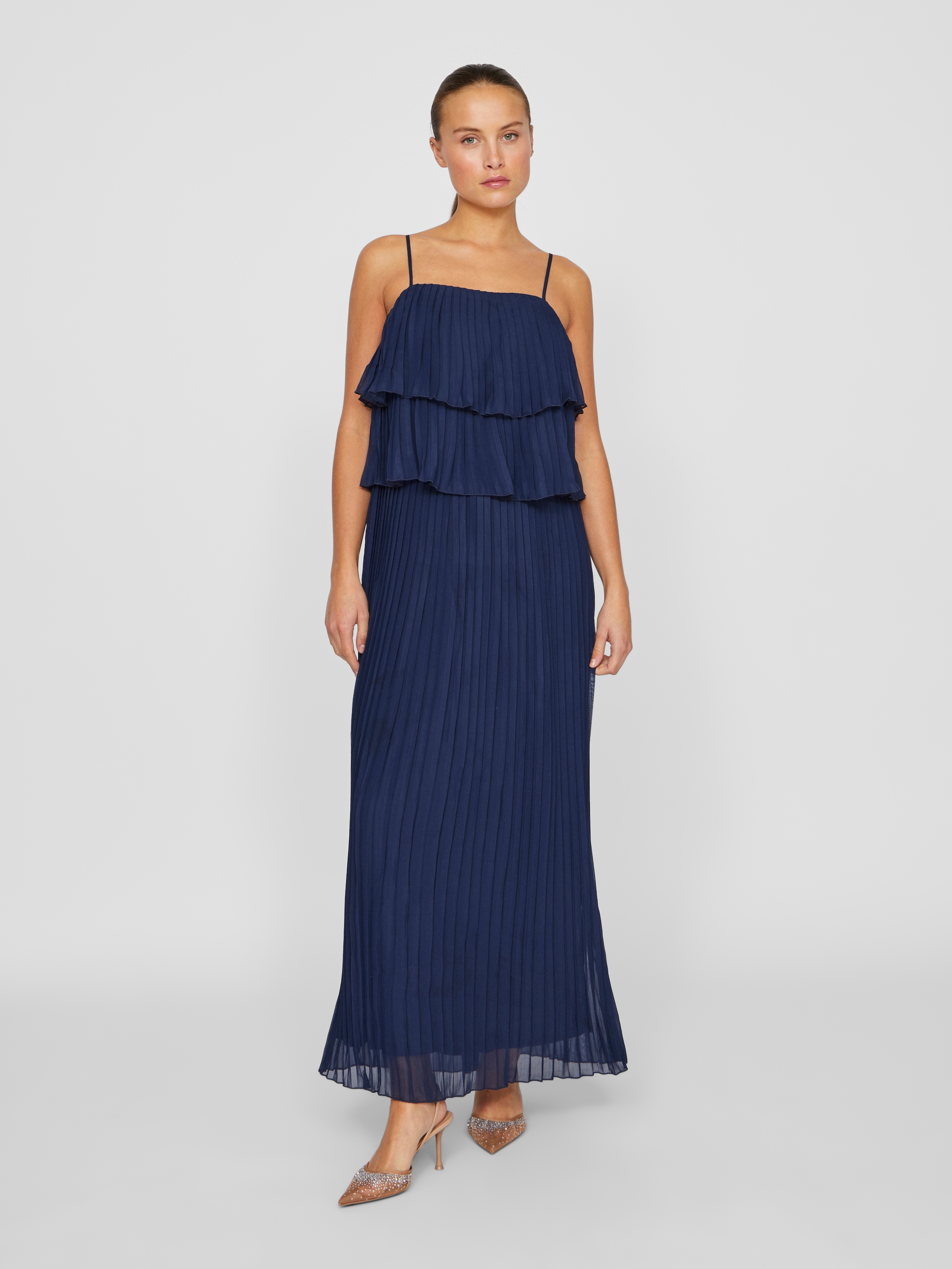 Image of Vila Trägerkleid "VICHIFFON SINGLET PLEATS DRESS - NOOS" Sommerkleid