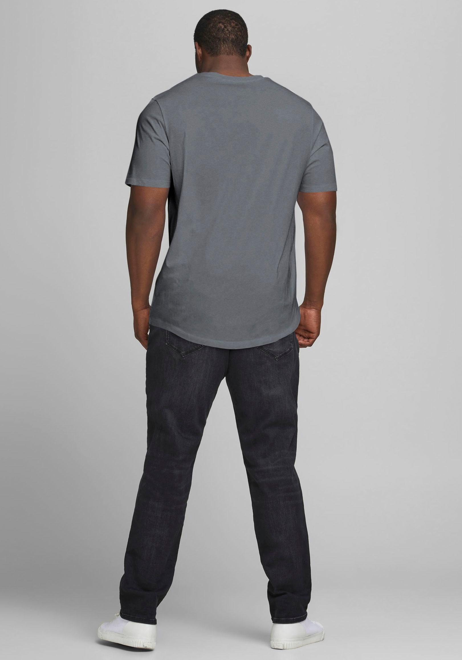 Jack & Jones PlusSize T-Shirt »NOA TEE«, mit abgerundetem Saum, bis Grösse 6XL