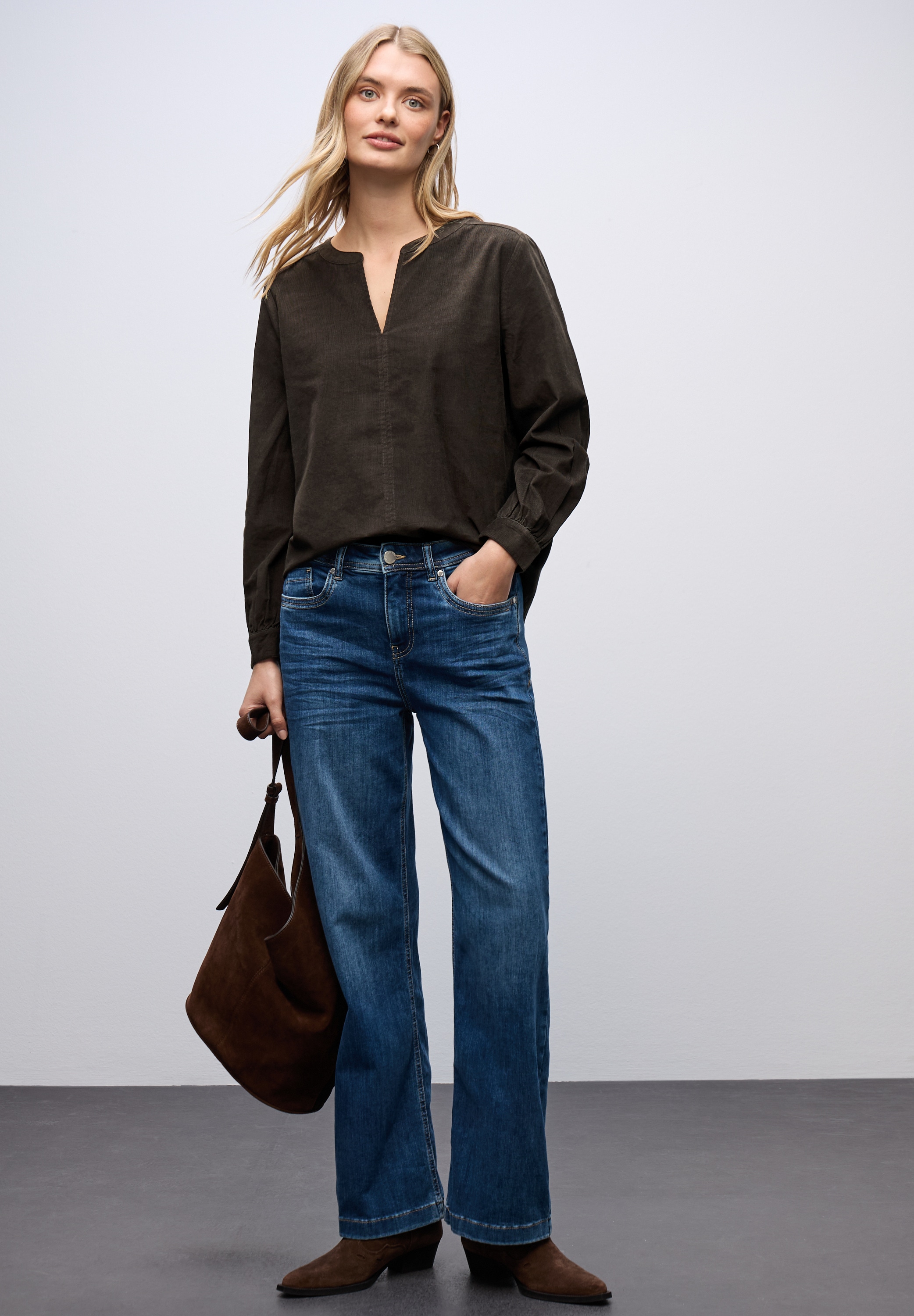 STREET ONE Langarmbluse mit geschlitztem Rundhalsausschnitt