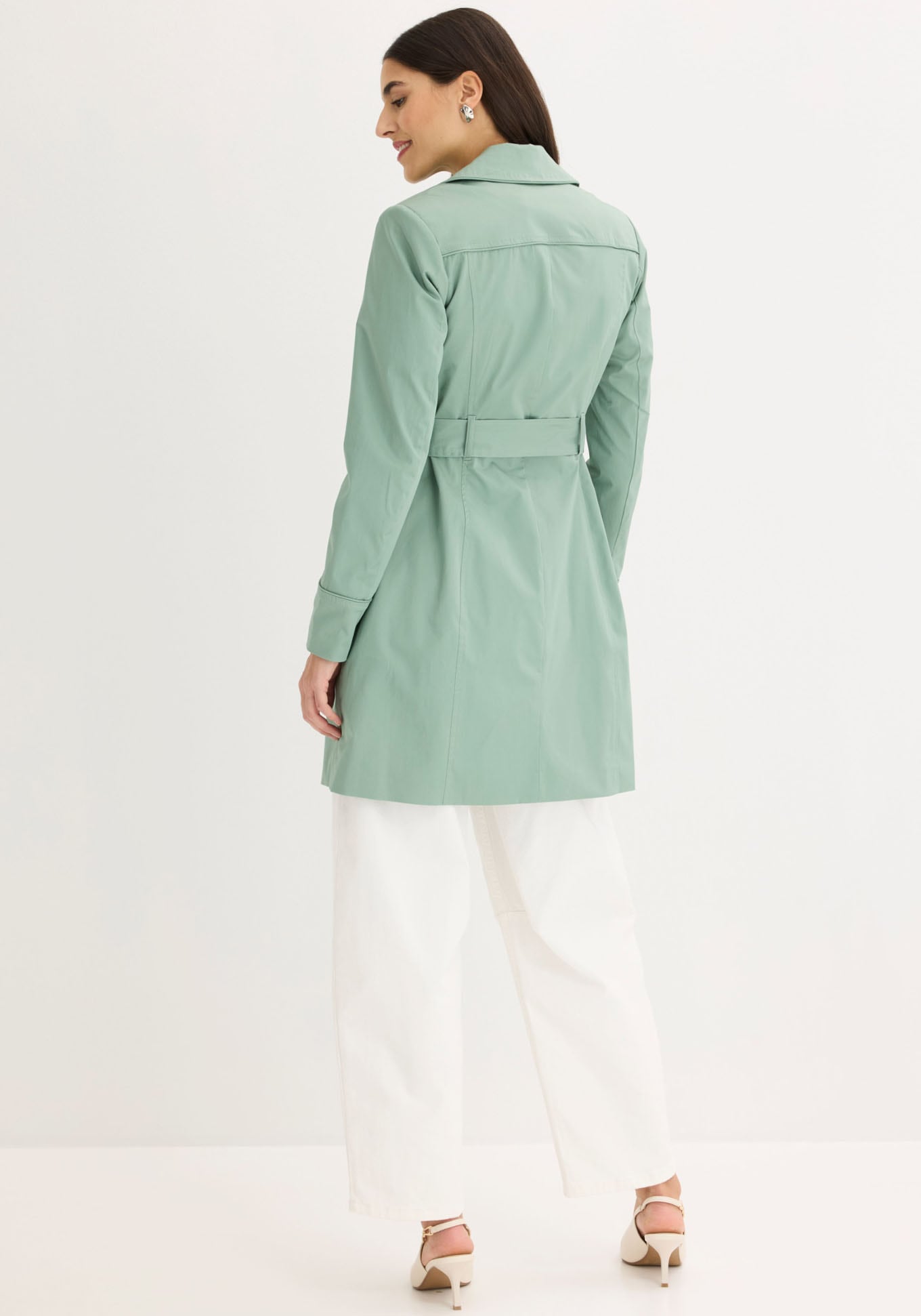 bonprix Trenchcoat mit abnehmbarem Bindegürtel, 2-Reiher