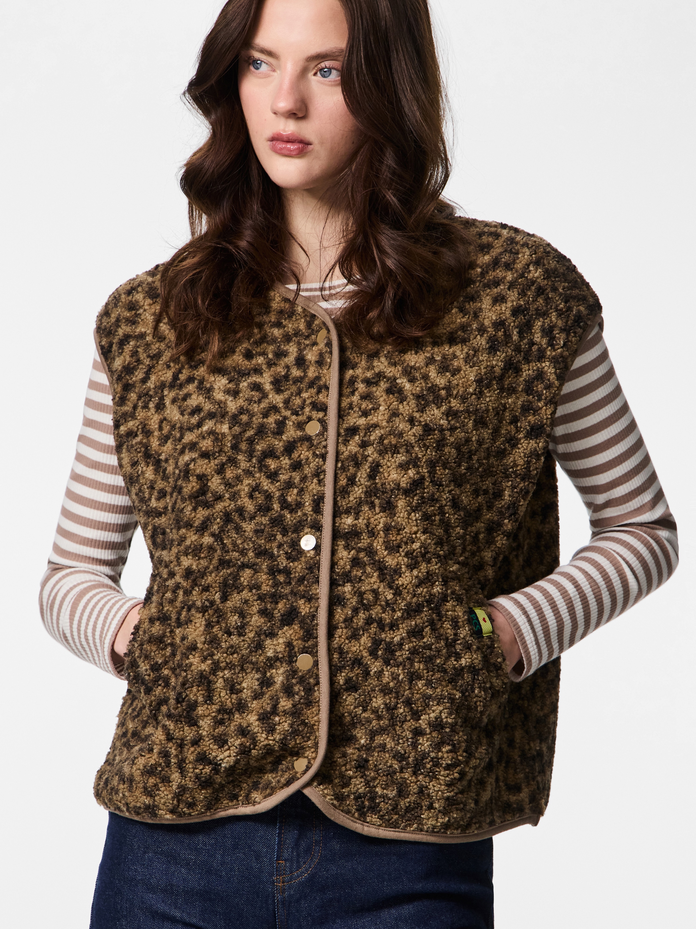 pieces Gilet en peluche »PCKATTY TEDDY VEST NOOS BC« fibre synthétique
