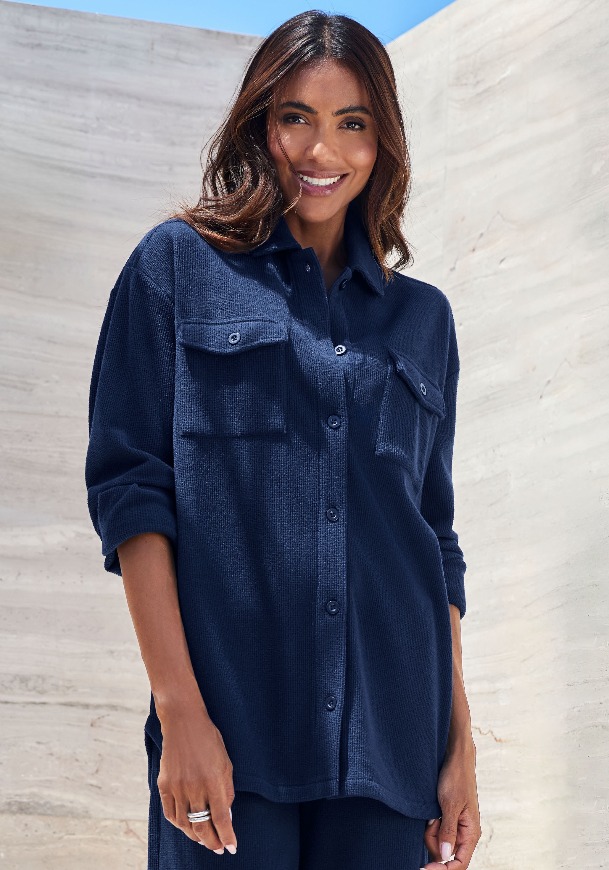Image of LASCANA Blusenshirt in modischer Piqué-Optik