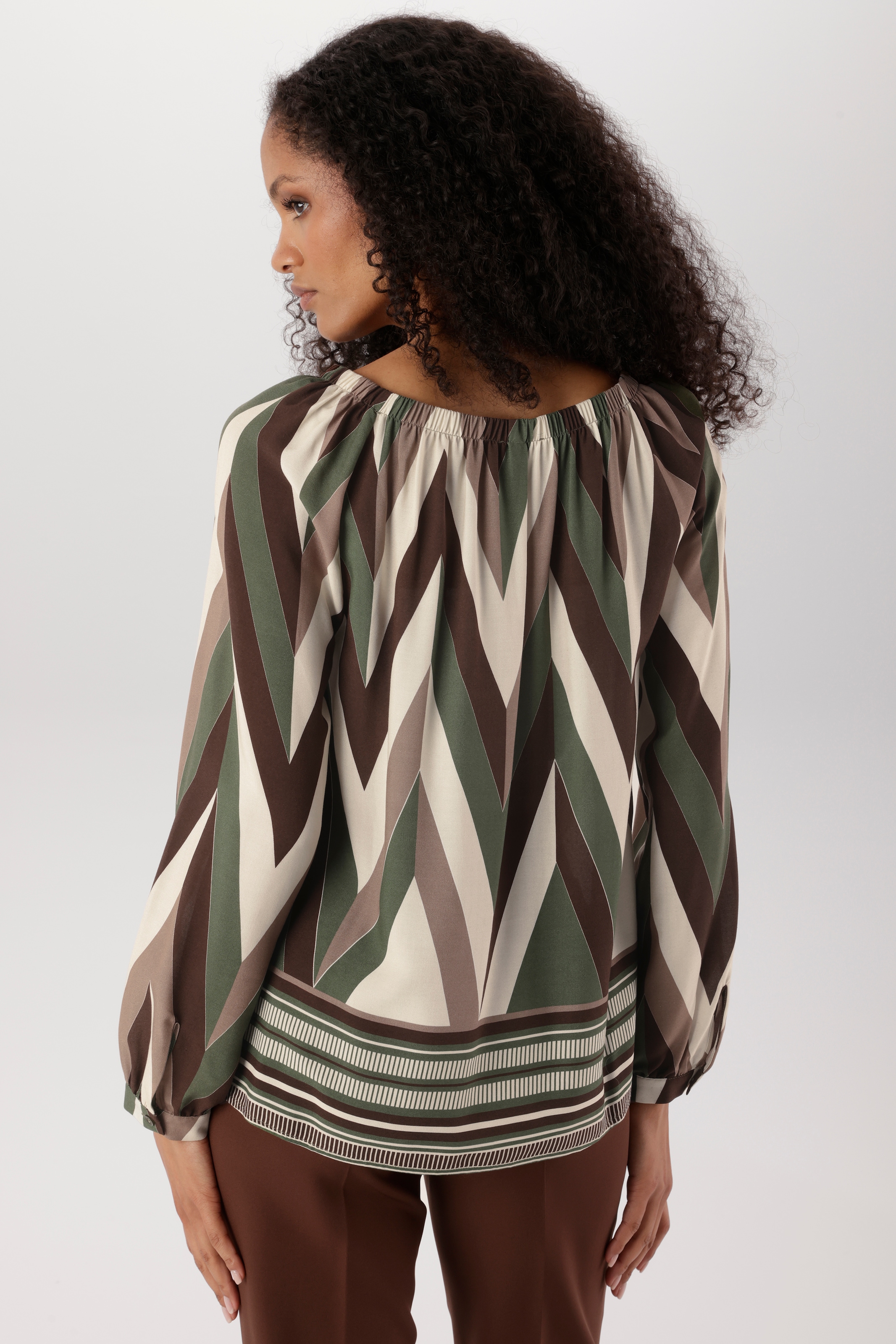 Aniston SELECTED Blouse à enfiler col rond élastique généreux - NOUVELLE COLLECTION