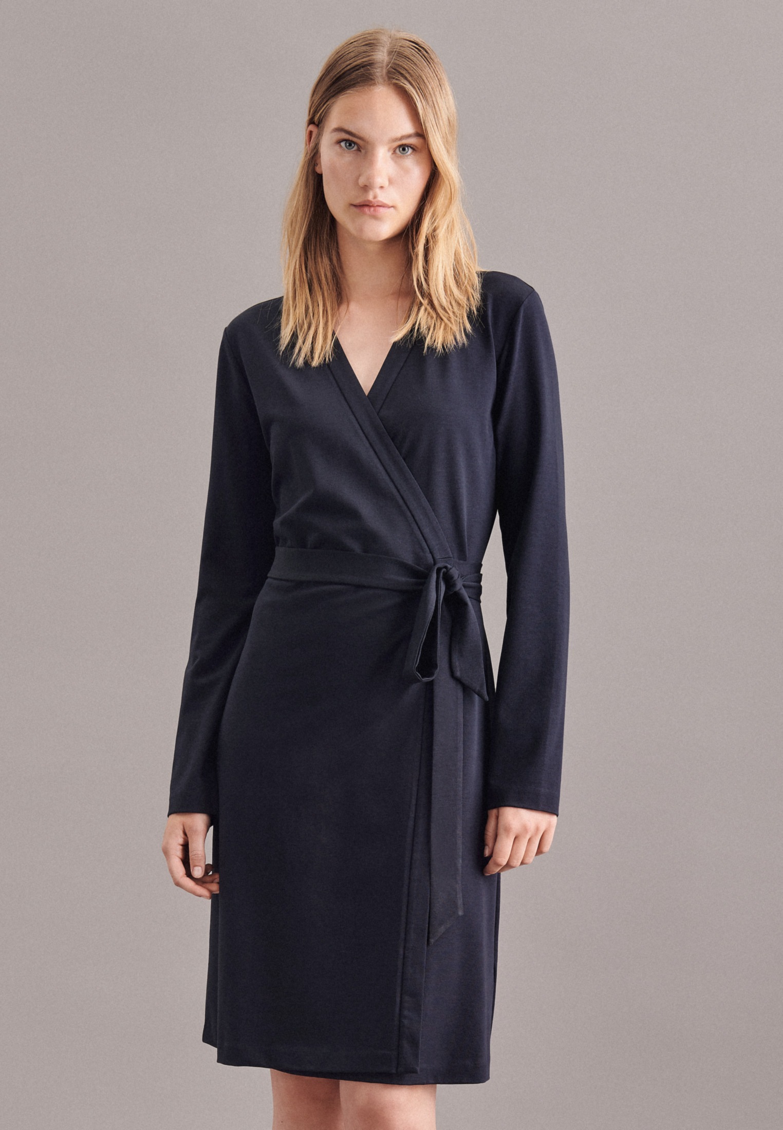 Image of seidensticker Sommerkleid »Schwarze Rose«, Langarm V-Neck Uni bei Ackermann Versand Schweiz