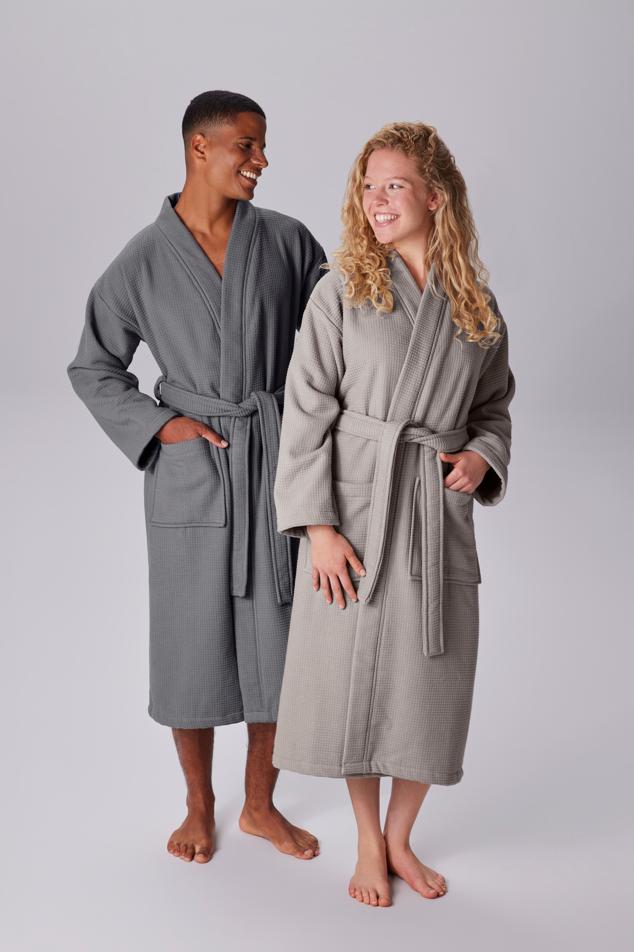my home Unisex-Bademantel »Merida, Waffelpiqué, Premium Qualität, 500 g/m², Morgenmantel«, (1 St.), Hotelbademantel, dicke Qualität, S-2XL, auch ideal für Sauna & Spa