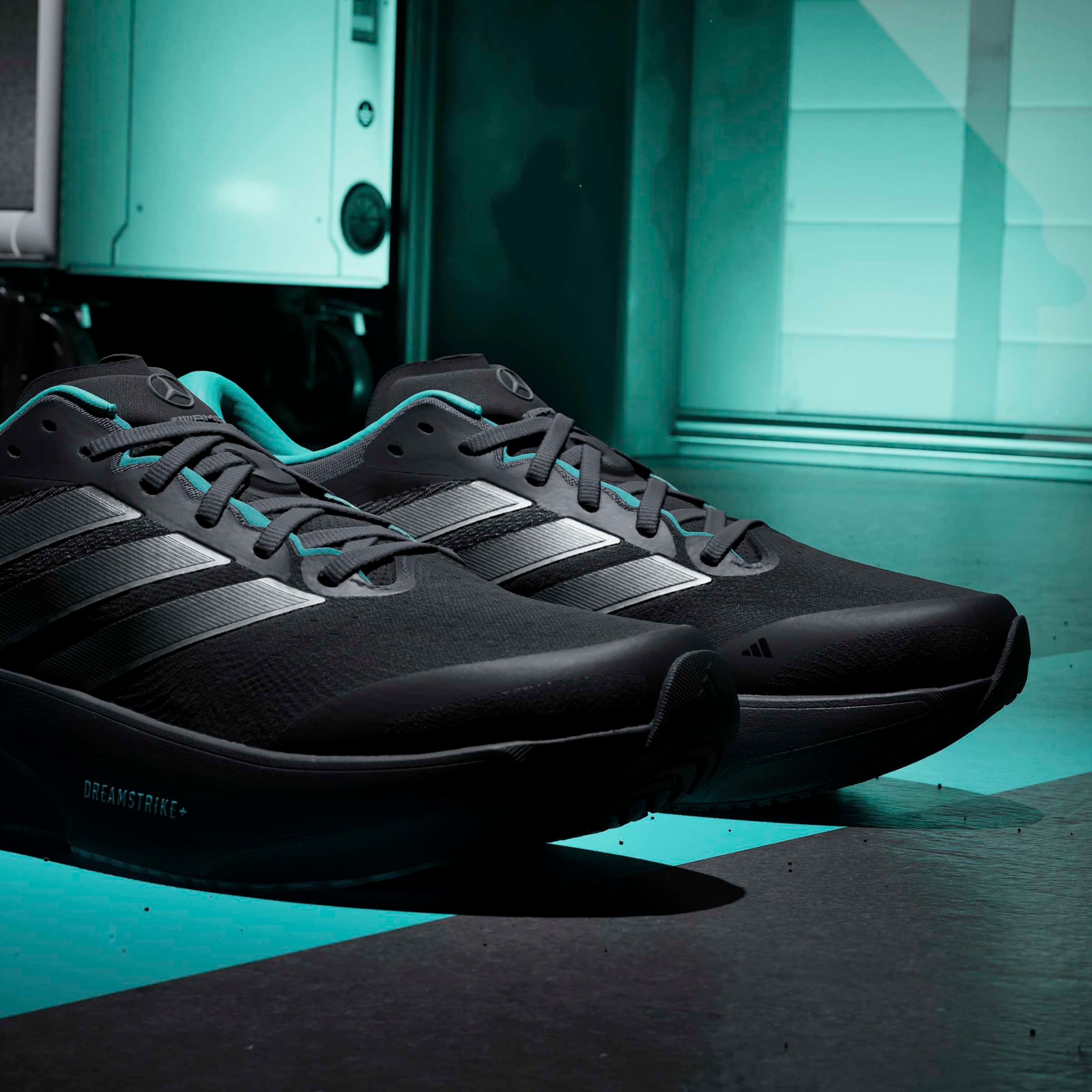 adidas Performance Chaussure de course »SUPERNOVA RISE 3 MERCEDES AMG PETRONAS F1 TEAM«  Mercedes AMG Motorsport
