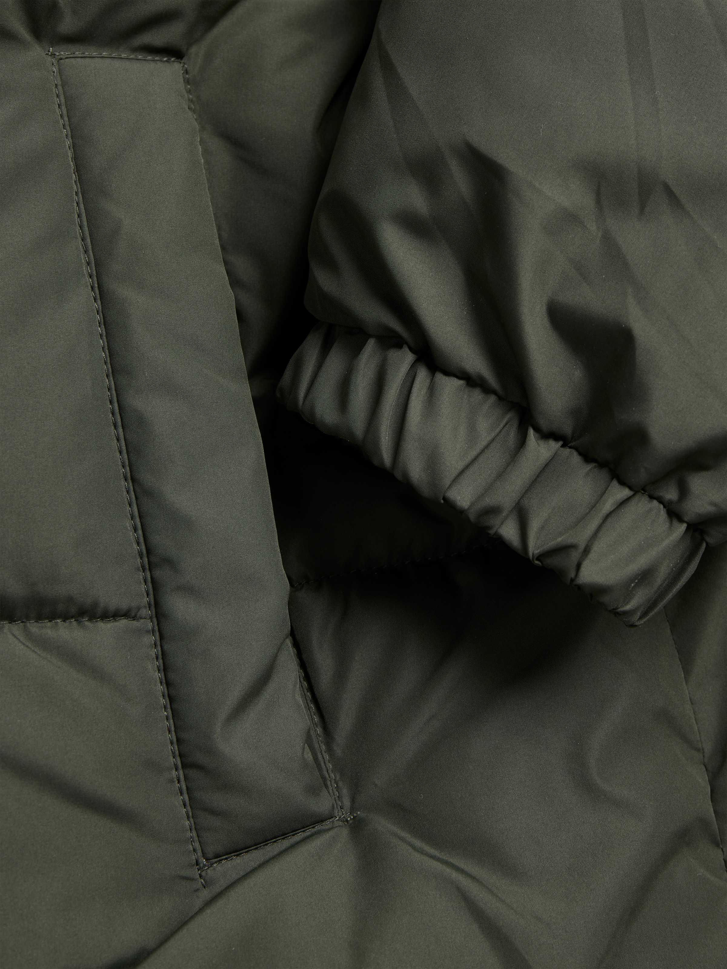 Jack & Jones PlusSize Steppjacke »JJRAZE PUFFER HOOD PLS« mit Kapuze Kunstfaser, regular fit
