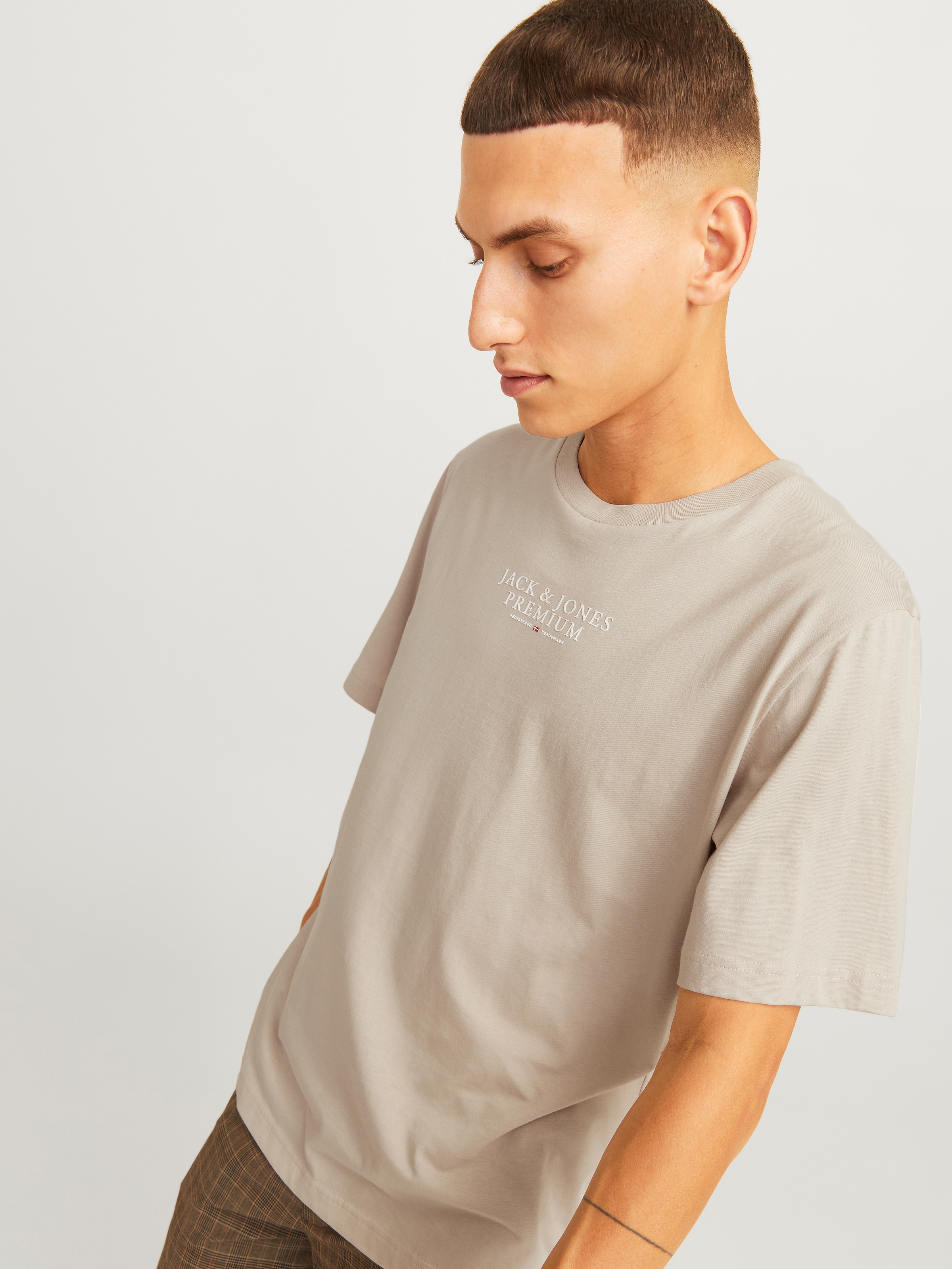 Jack & Jones Rundhalsshirt »JPRBLUARCHIE TEE CREW NECK«