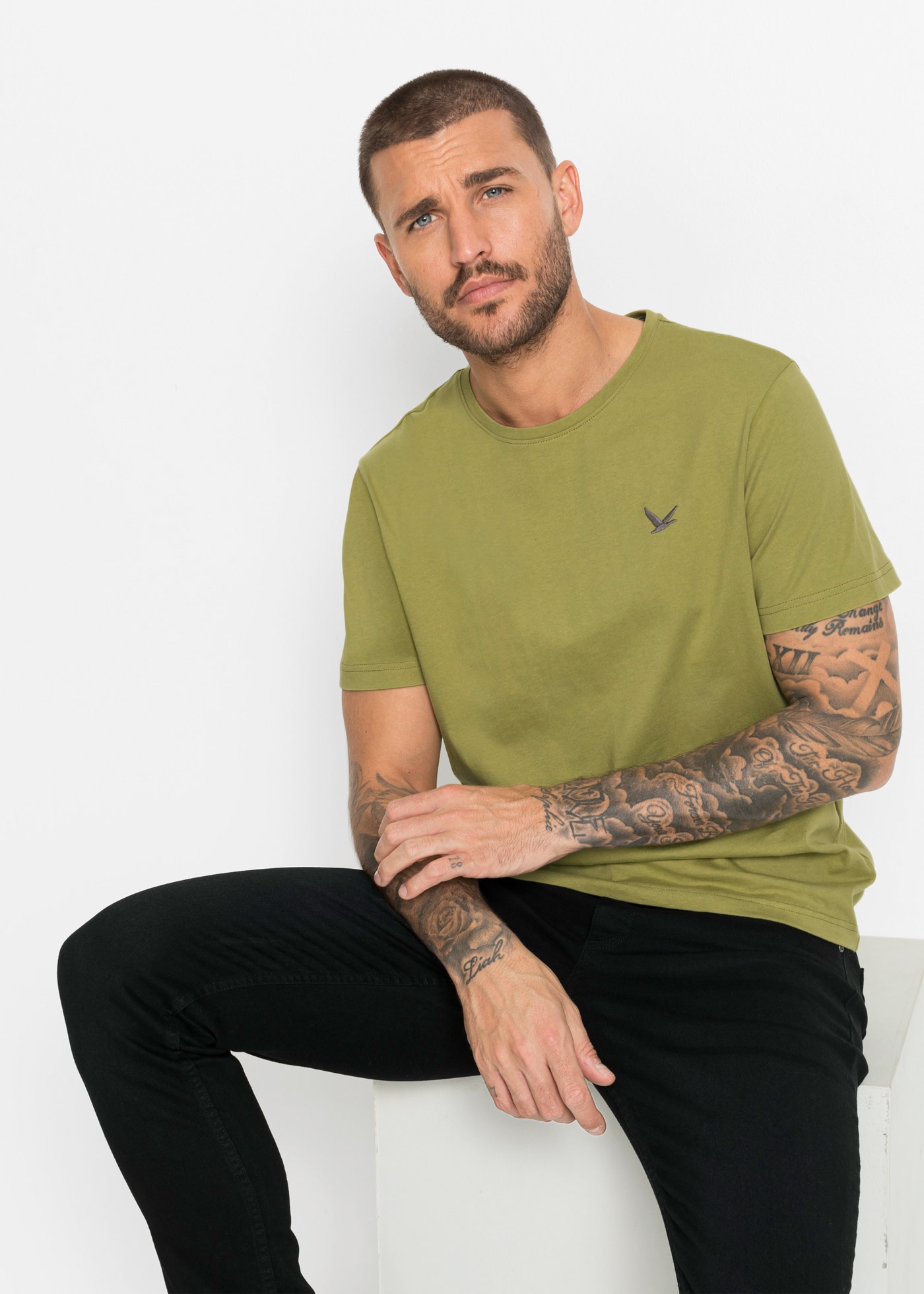 bonprix T-Shirt Packung, 3 Stk. Regular Fit, Kurzarm, für den Alltag, aus Baumwolle und Viskose