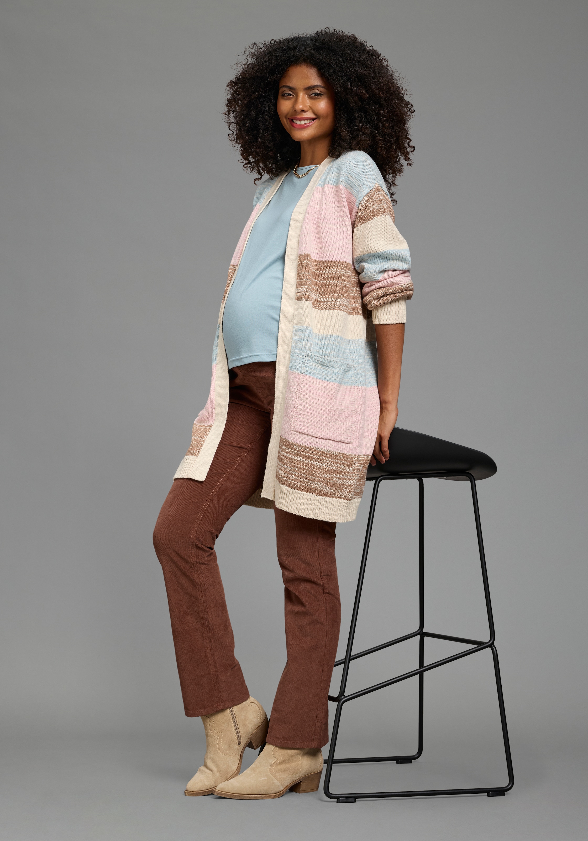 Neun Monate Cardigan de grossesse »Meliert Umstandsstrickjacke« aspect rayé, coupe confortable, chaud, en maille fine