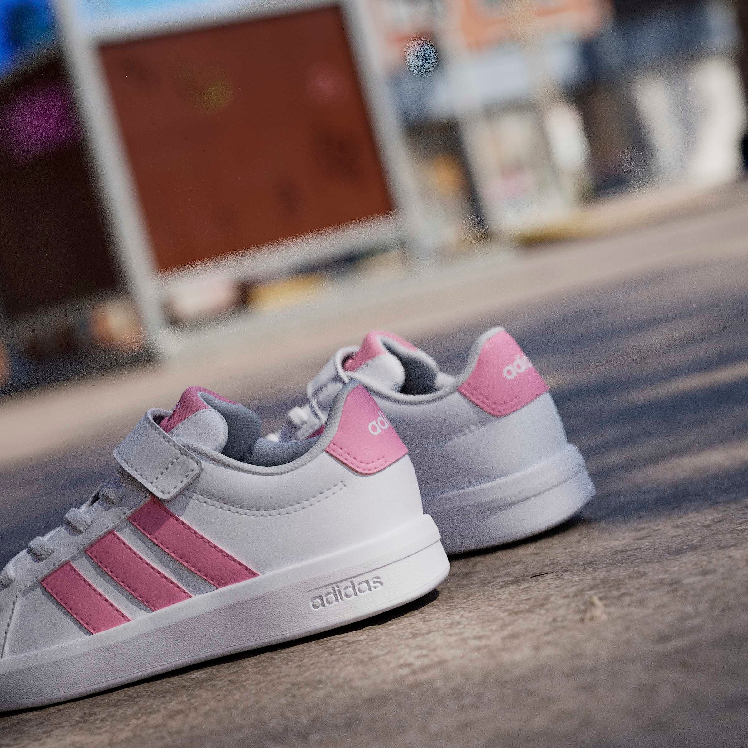 adidas Sportswear Sneakers »GRAND COURT 3.0  FÜR KINDER«  mit Klettverschluss, für Kinder