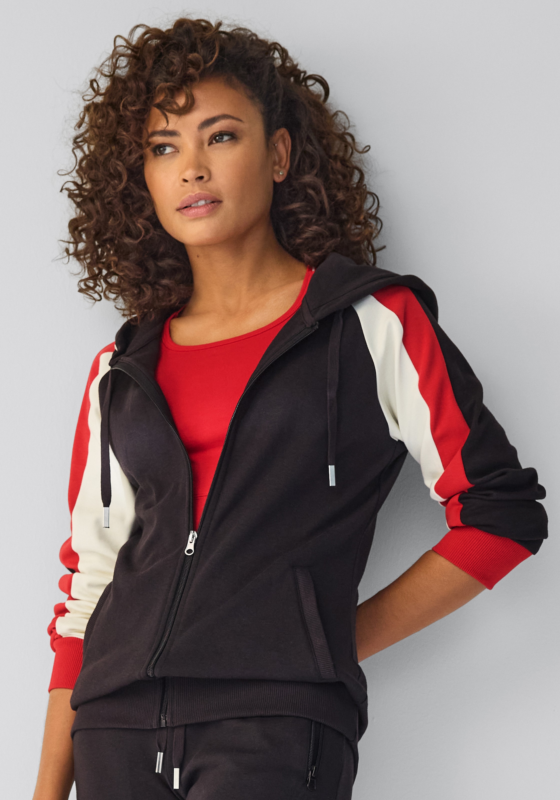 Image of H.I.S Kapuzensweatjacke mit Colorblock Design am Ärmel
