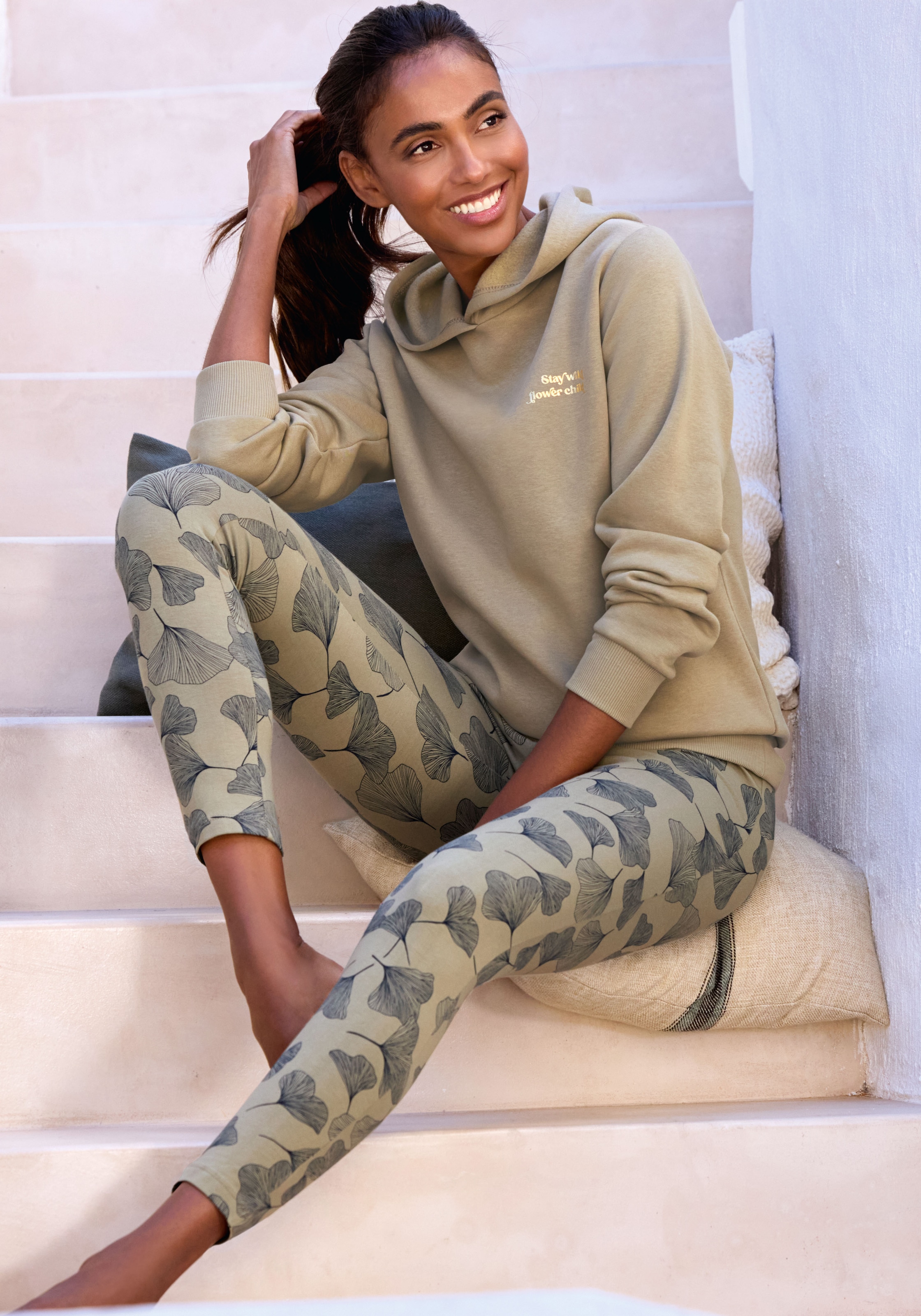 Image of LASCANA Leggings im Allover-Druck, Loungewear