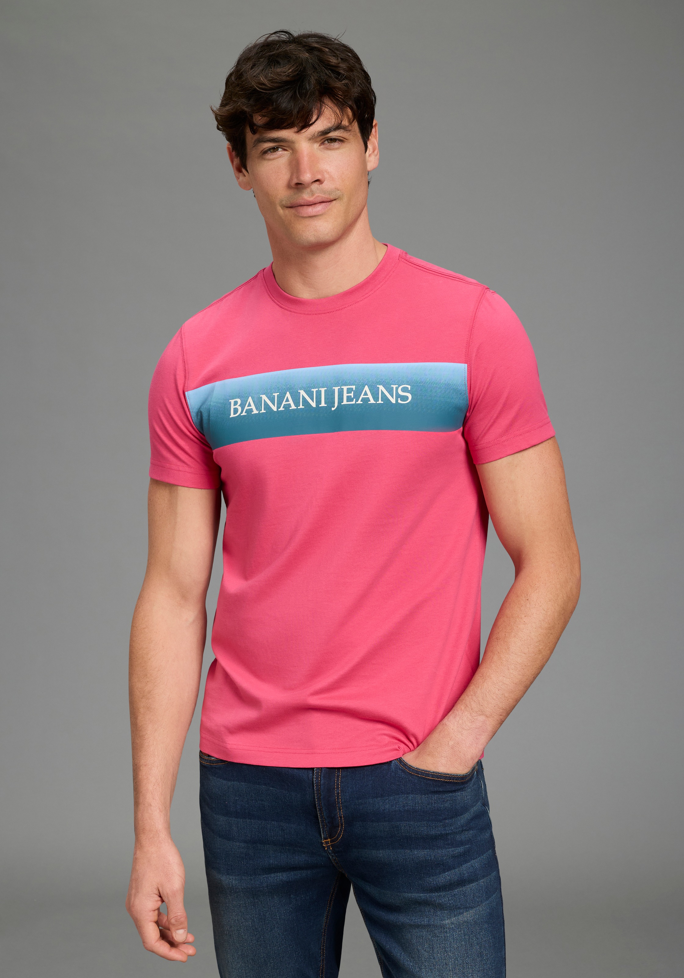 Image of Bruno Banani T-Shirt Halbarmshirt, mit Rundhalsausschnitt, bedruckt, aus Single Jersey
