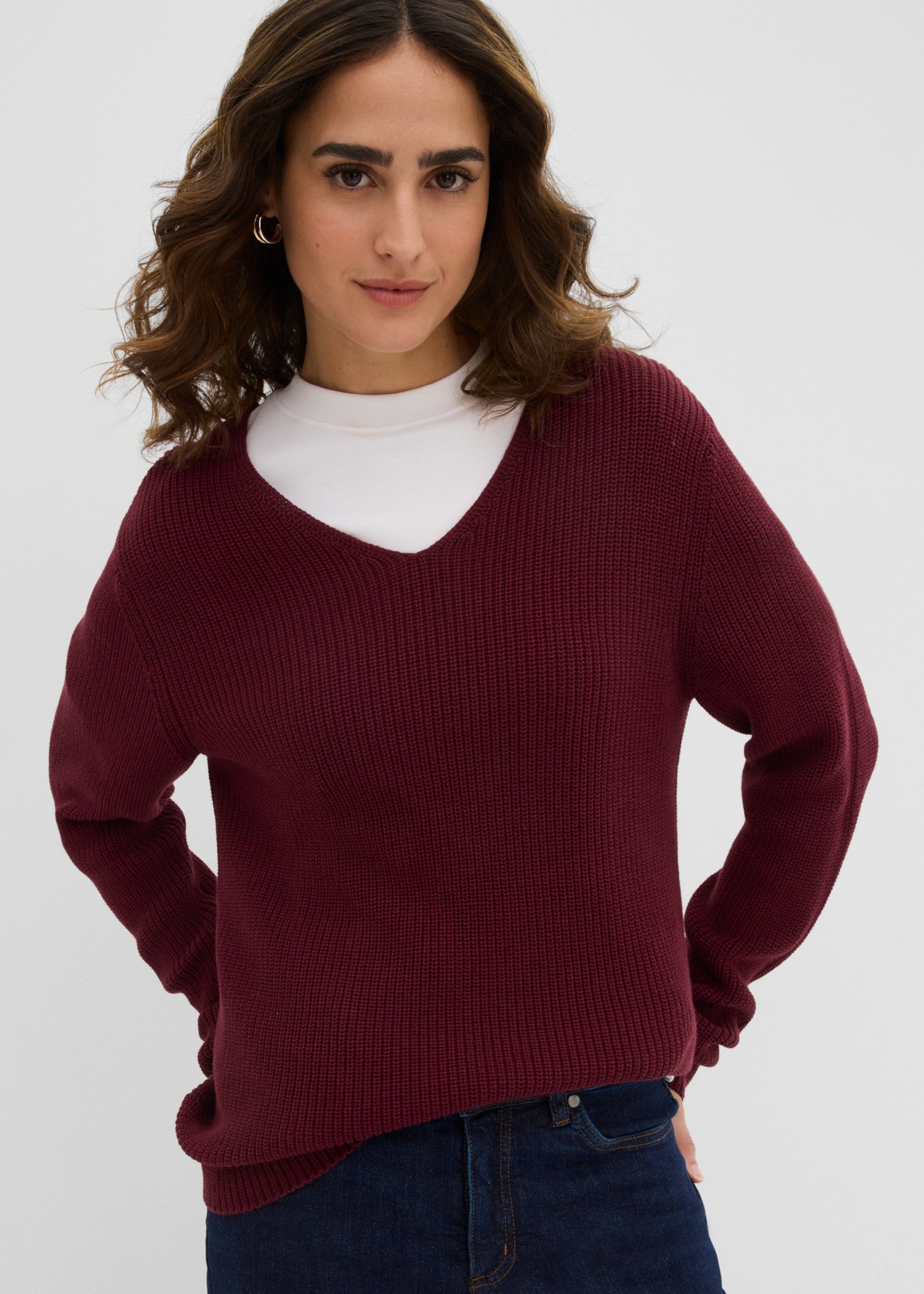 Image of bonprix Strickpullover mit V-Ausschnitt, aus Baumwolle, bequeme Passform, casual
