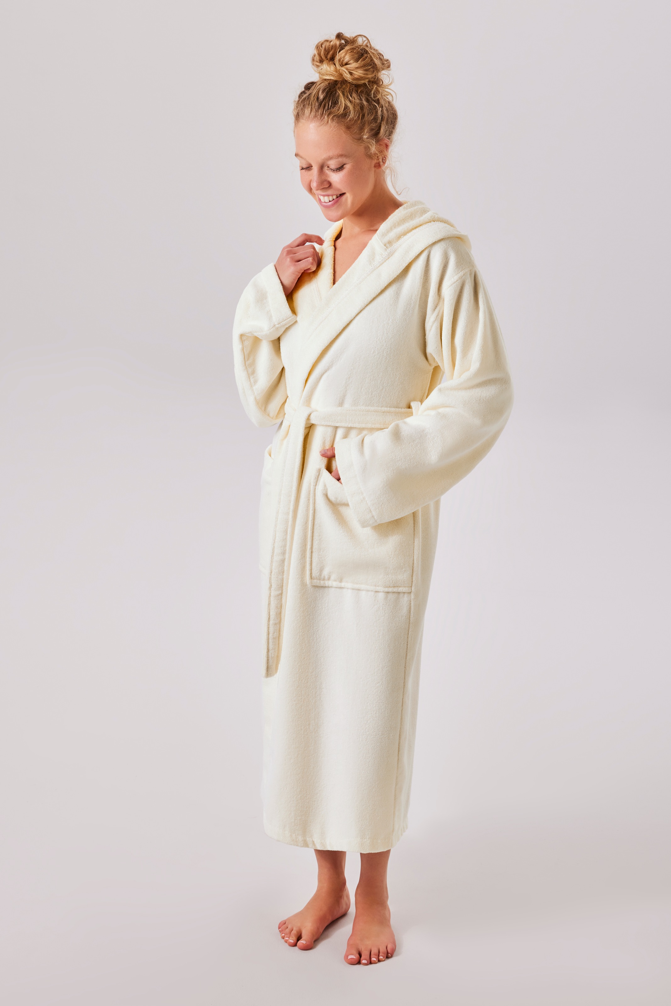 GOODproduct Peignoir de bain unisexe »Regona, Hotelbademantel, Morgenmantel, Standardlänge & Überlänge« 1 cuis Damen & Herren, mit Taschen, flauschig, weich, Velours, Sauna & Spa