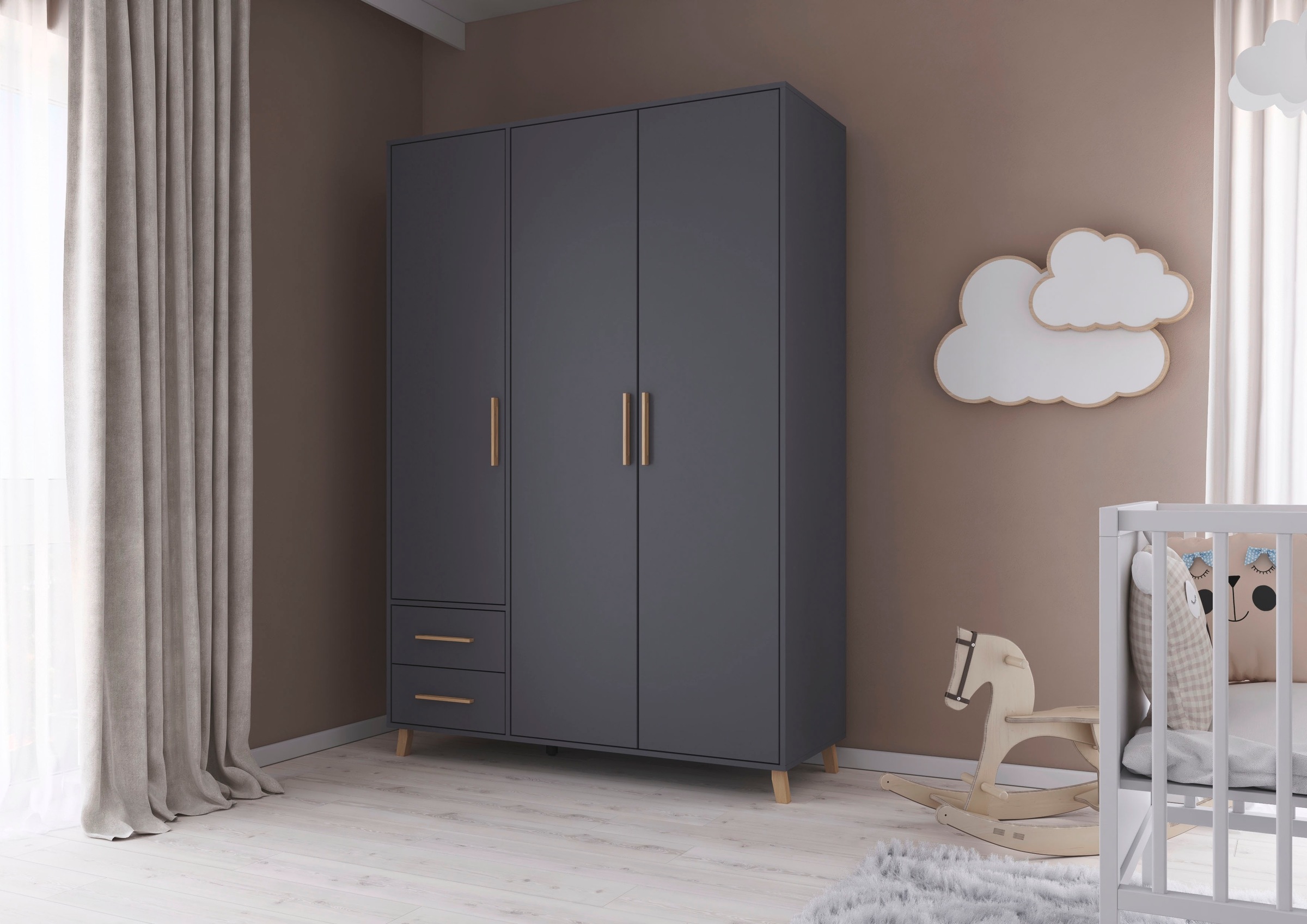 rauch Drehtürenschrank »Kleiderschrank Schrank Garderobe SHINJO Breiten 93/140/187 cm« in 3 verschiedenen Ausstattungen BASIC/CLASSIC/PREMIUM,  Griffe und Füsse aus Massivholz mit 2 Schubladen MADE IN GERMANY