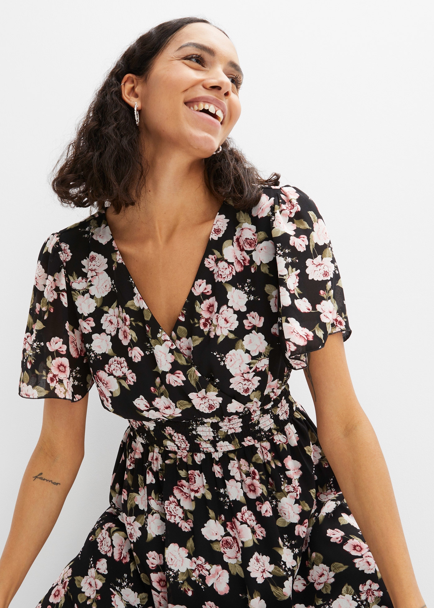 bonprix Maxi robe für den Alltag, aus Polyester, ausgestellte Passform