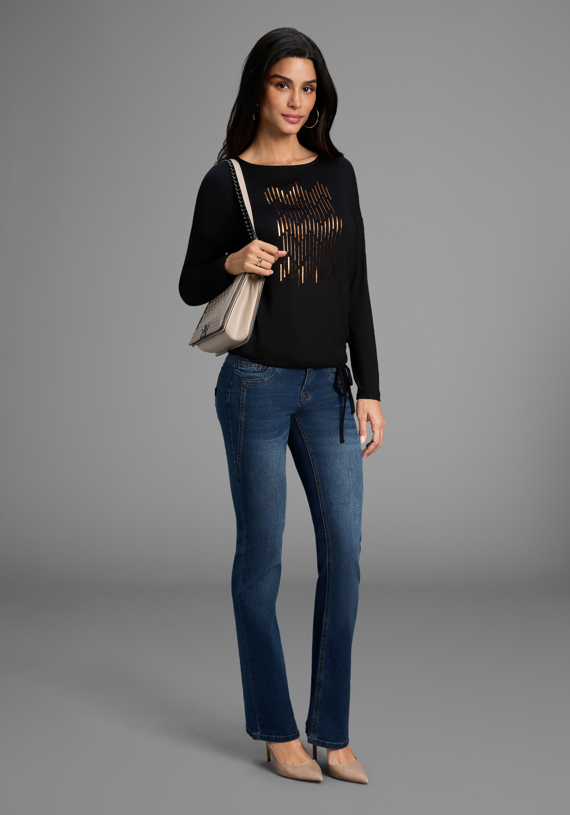 Laura Scott Longsleeve, mit grafischem Folien-Druck - NEUE KOLLEKTION
