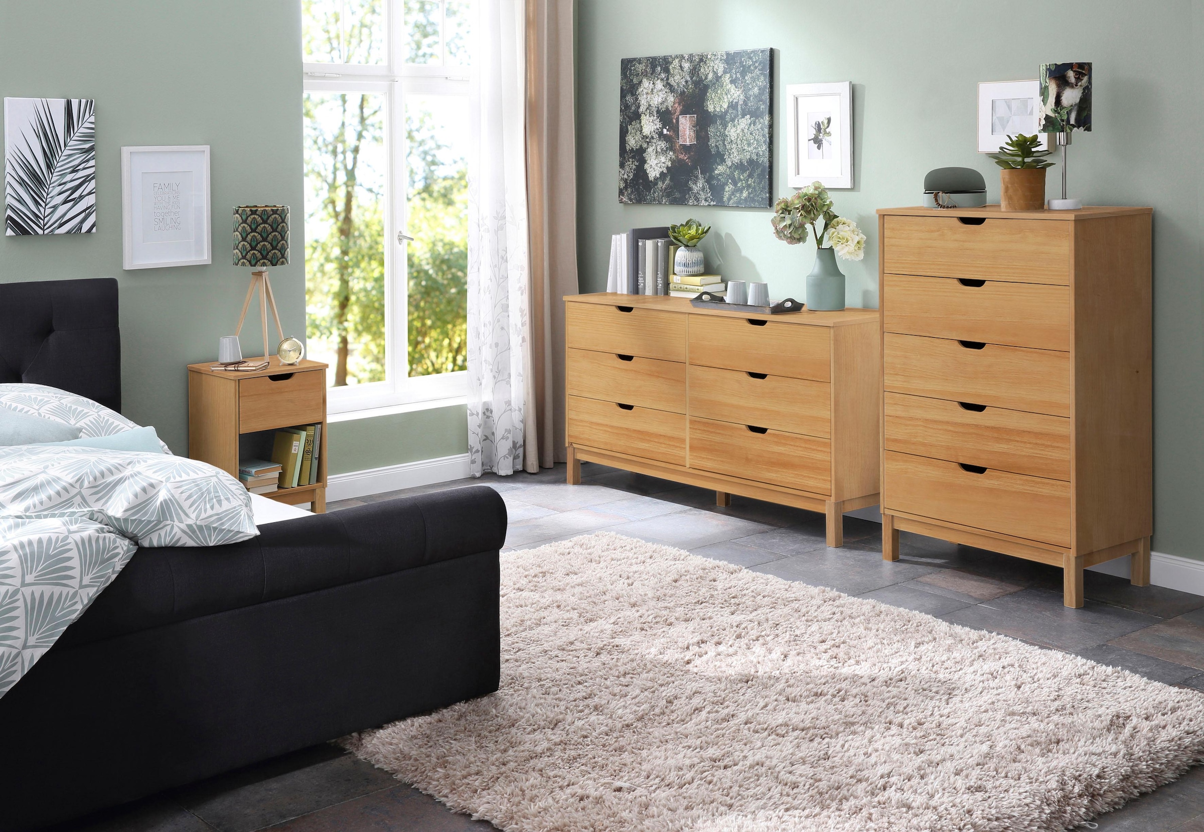 Home affaire Kommode »Post« massives Kiefernholz, mit vielen Stauraummöglichkeiten, Breite 76 cm