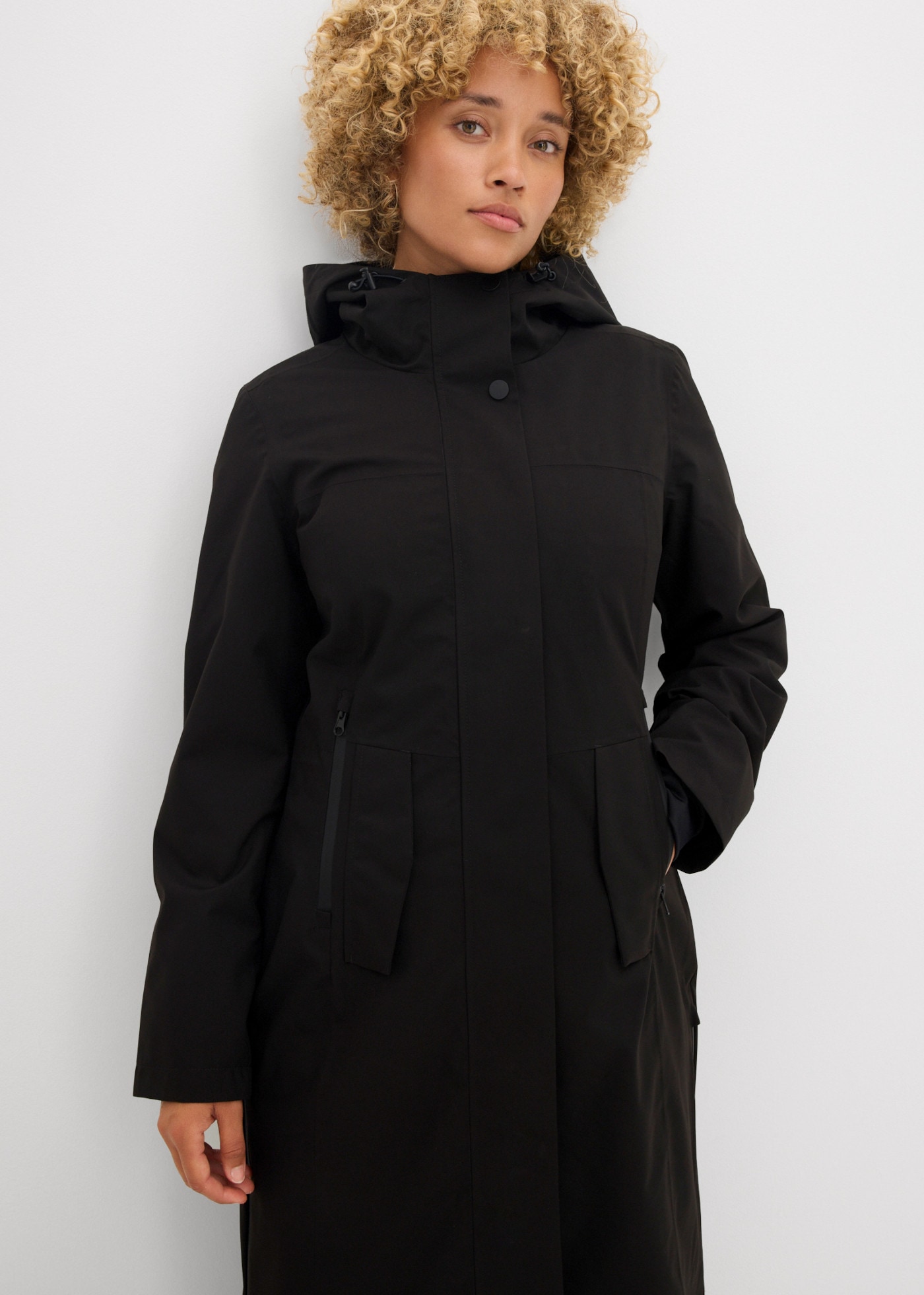 Image of bonprix Regenmantel wasserdichter Kurzmantel, Langarm-Ausführung, aus Polyester, Loose Fit