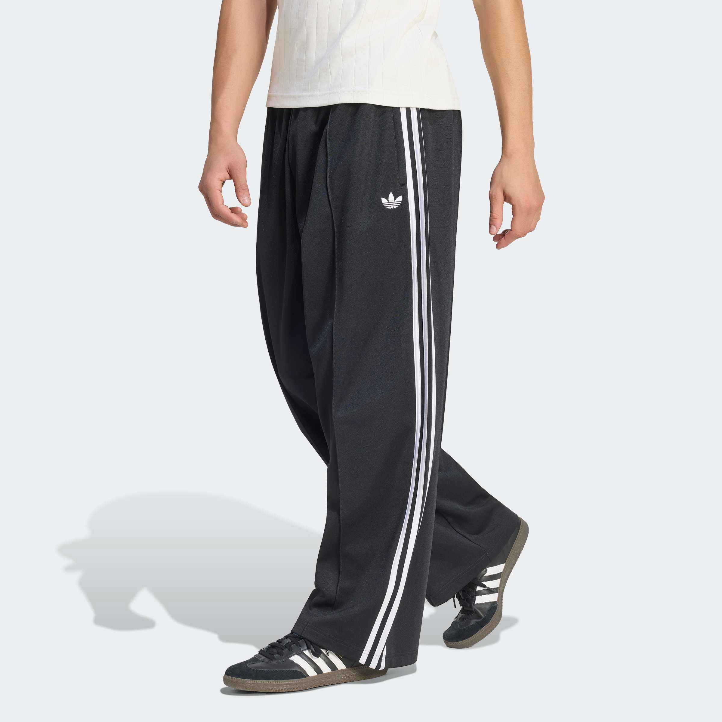 adidas Originals Sporthose »OS TP«  mit normal-weiter Passform, lange Hose, aus Baumwolle und Polyester