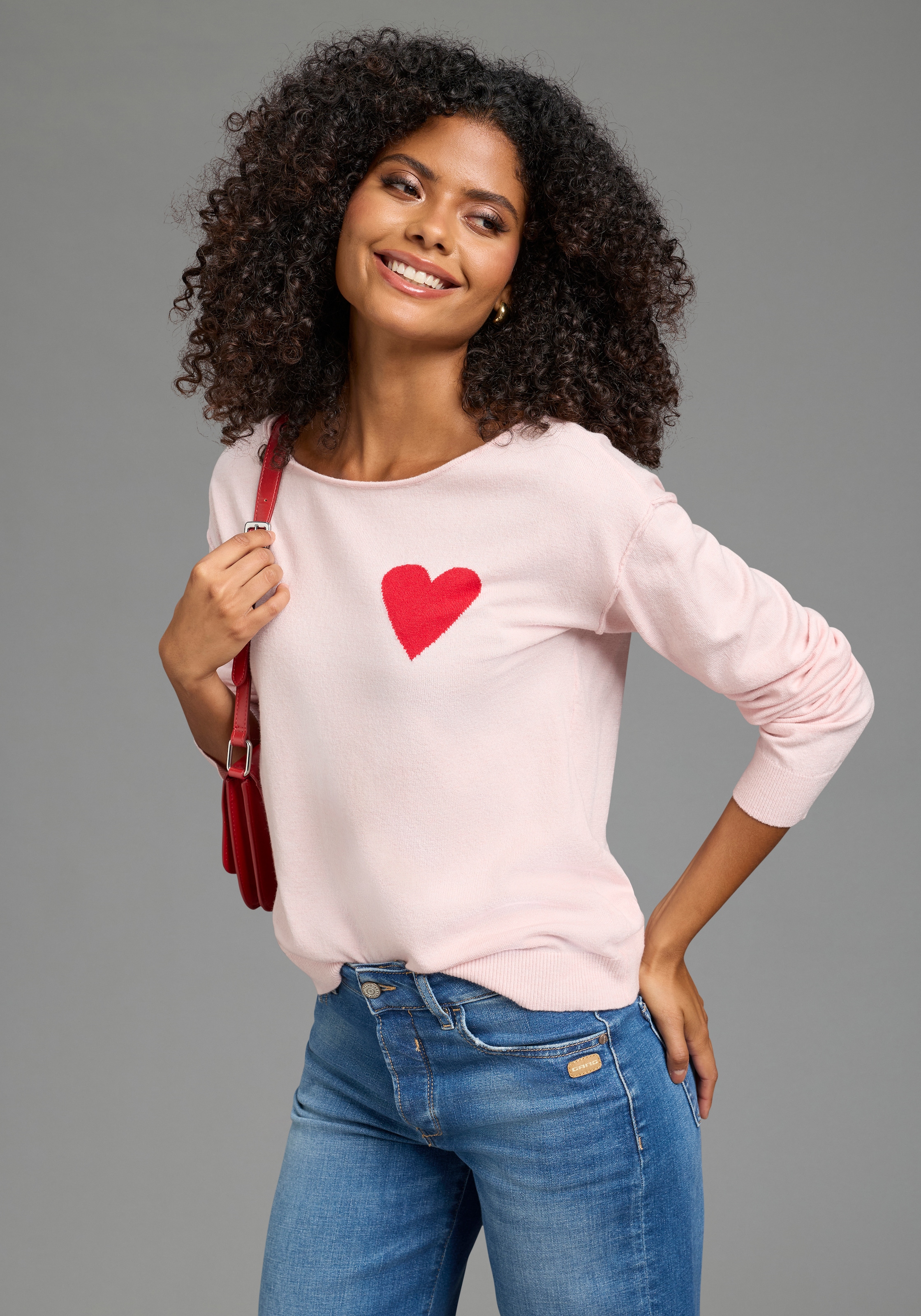 Image of Laura Scott Strickpullover "aus Feinstrick, figurumspielende Passform" aus leichtem, weichem Viskosemix mit Herzmotiv