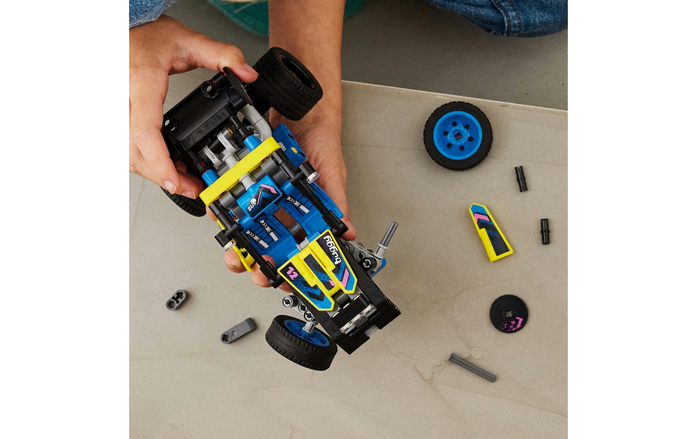 LEGO® Briques de jeu »Offroad Rennbuggy 42164«