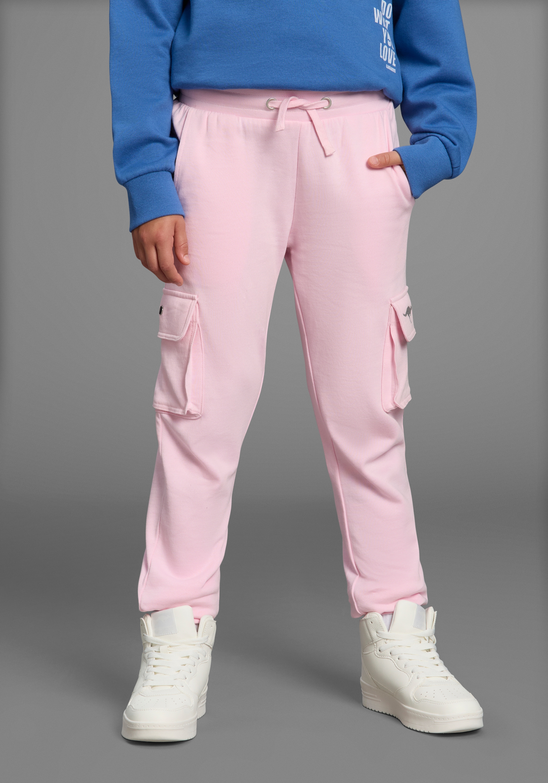 Image of KangaROOS Sweathose "Cargo-Sweathose" Lässige Sweathose, Jogginghose mit Taschen
