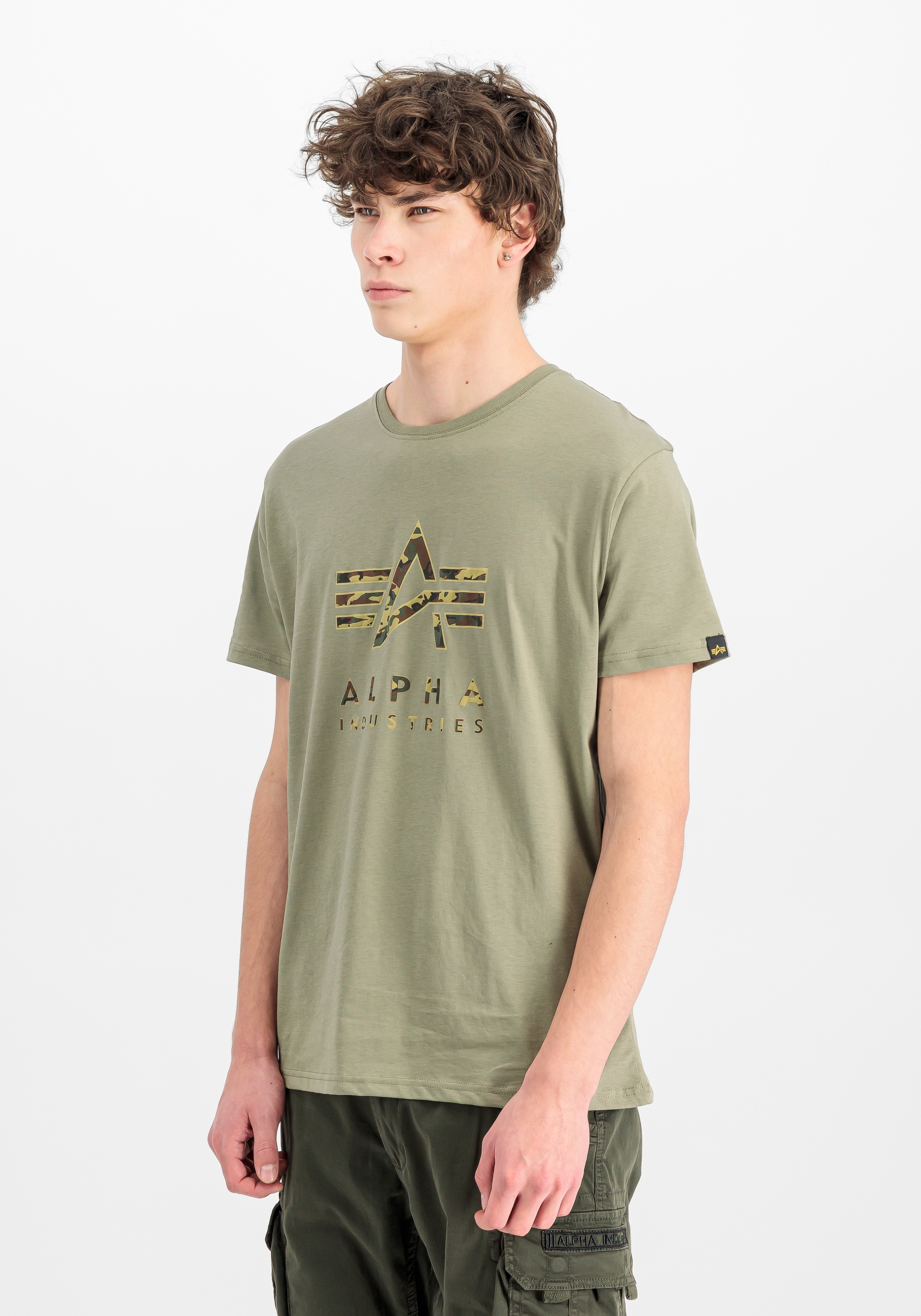 Image of Alpha Industries T-Shirt "Camo Puff Print T-Shirt"