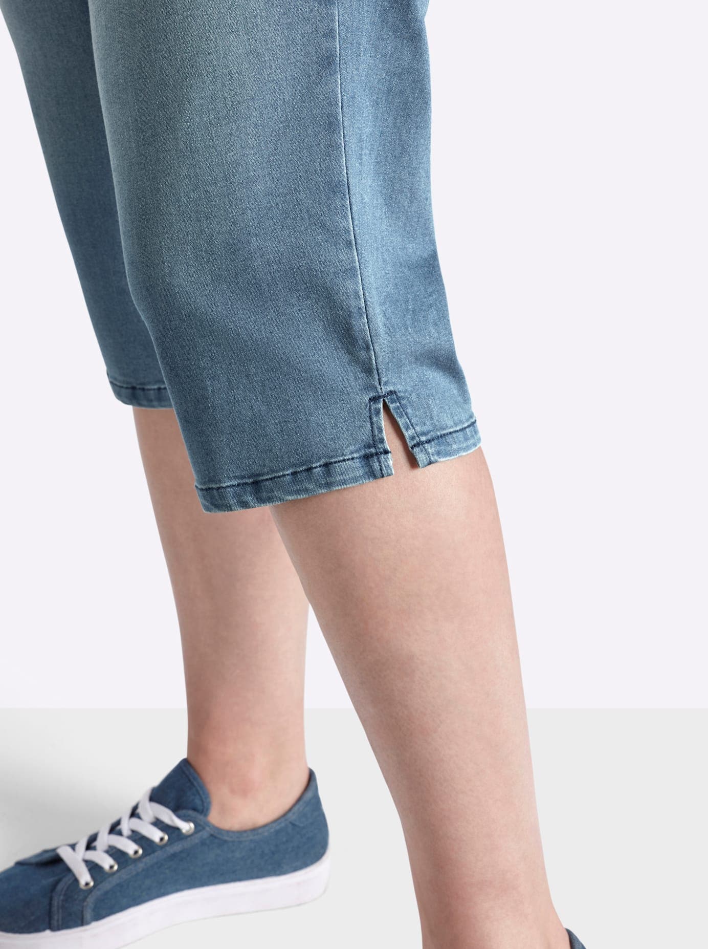 Sheego Caprijeans 1