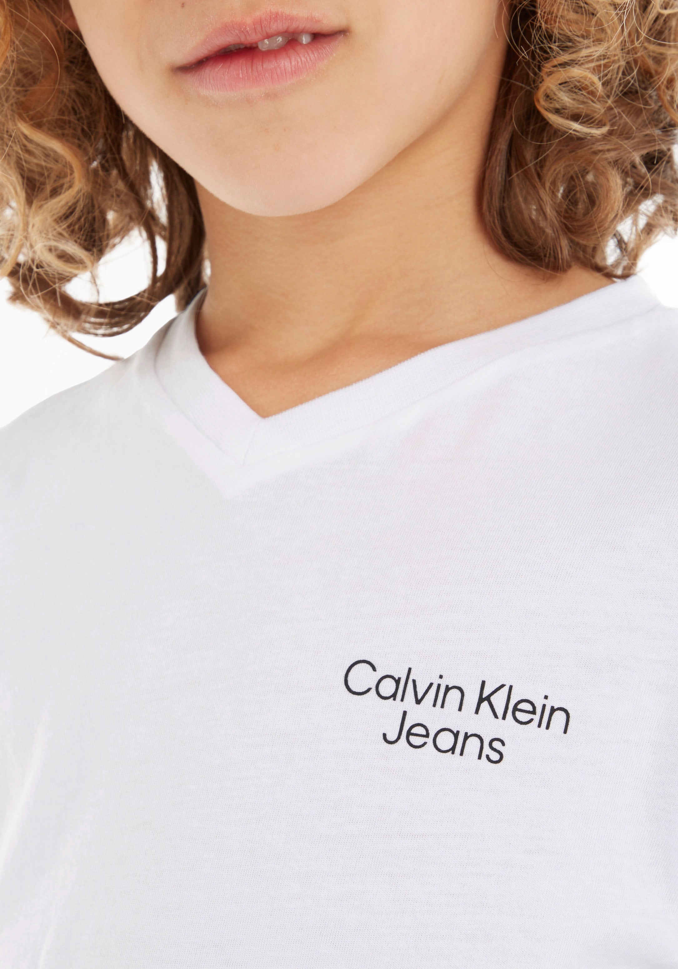 Calvin Klein Jeans T-Shirt »CKJ STACK LOGO V-NECK T-SHIRT«