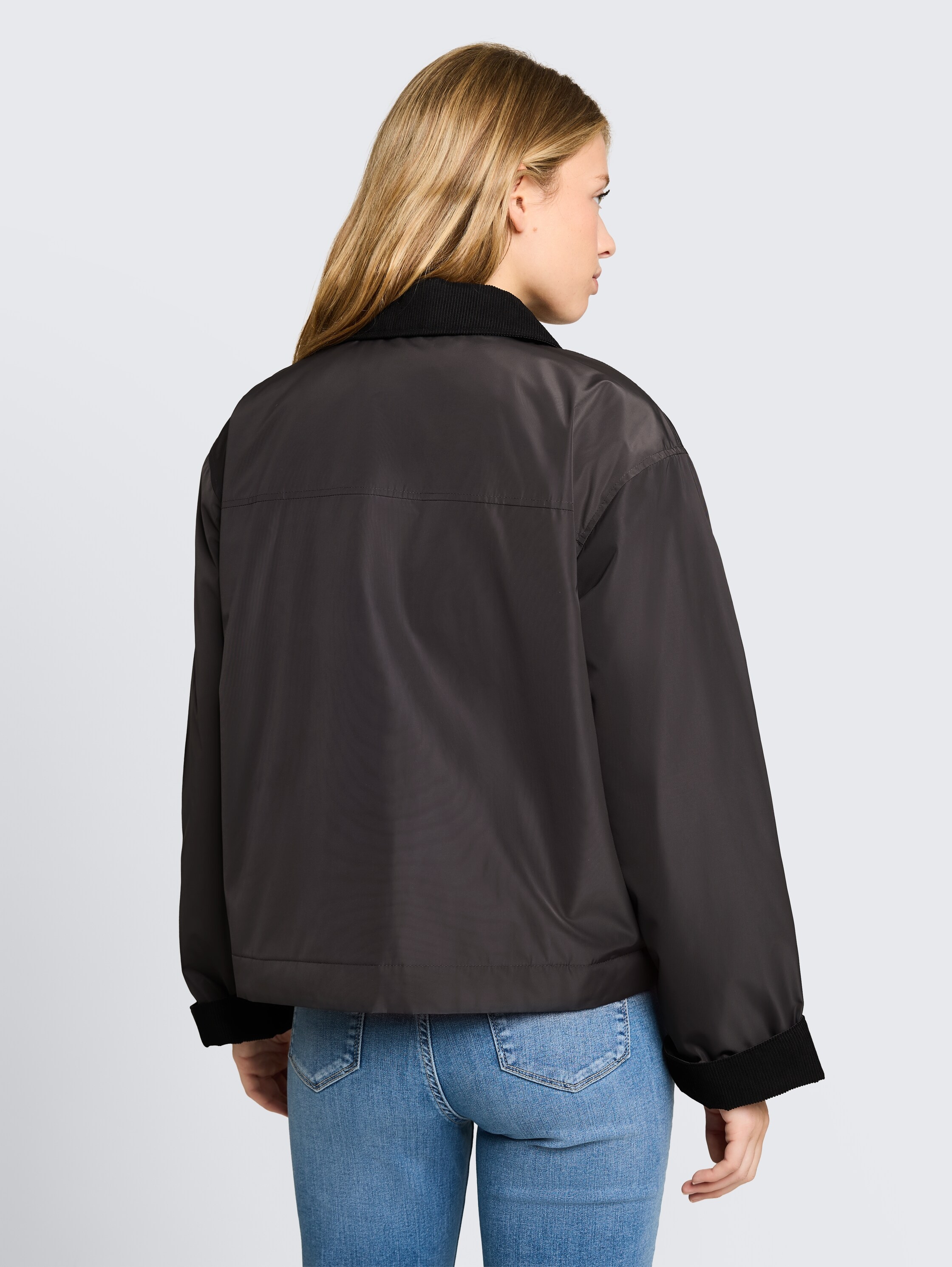 TOM TAILOR Denim Blouson sans capuche manches avec revers et fermeture par bouton-pression