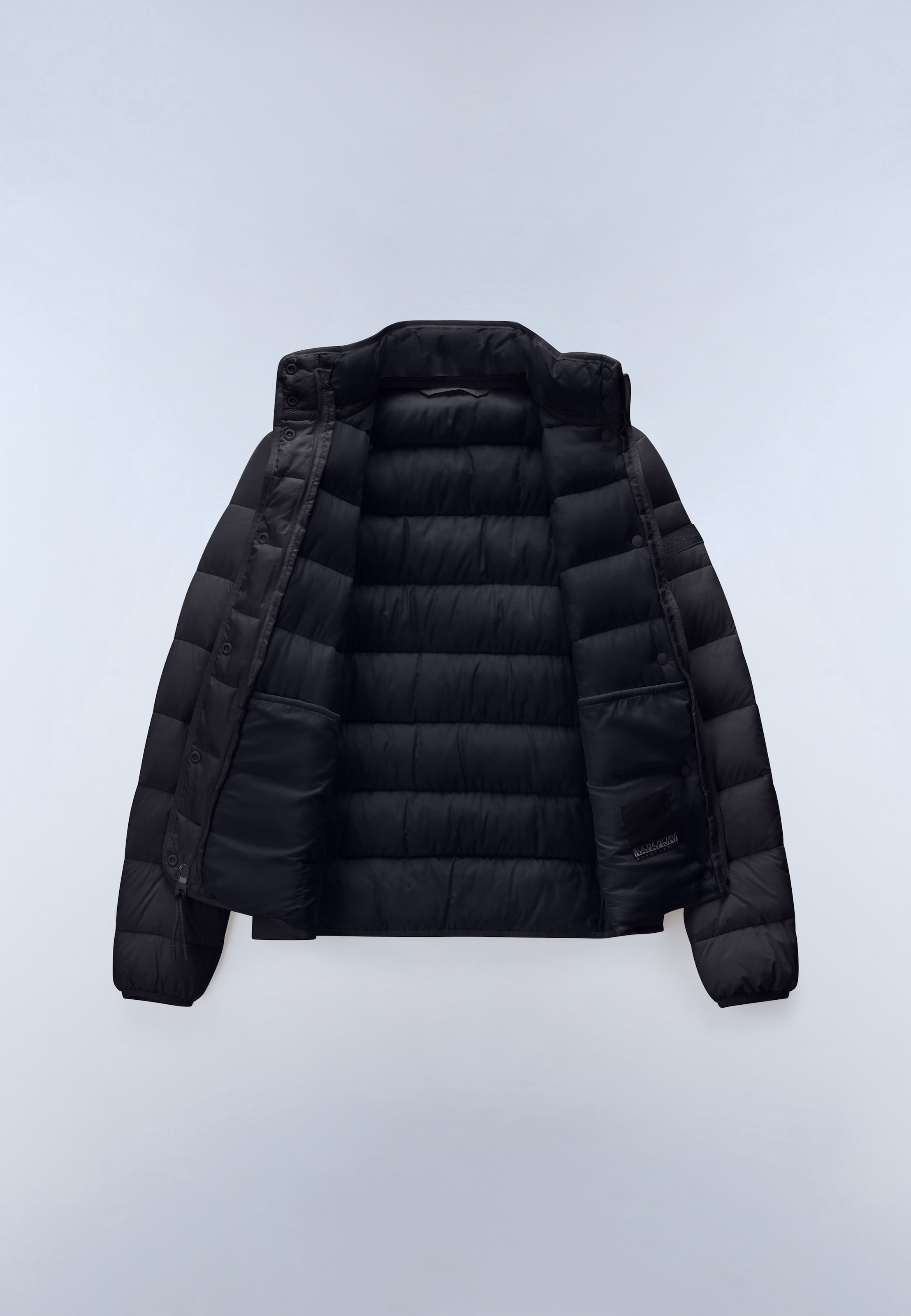 Napapijri Steppjacke »A-AERINS STND W BLACK BEAUTY« pflegeleichte Ausführung, aus Polyamid, auch in grossen Grössen
