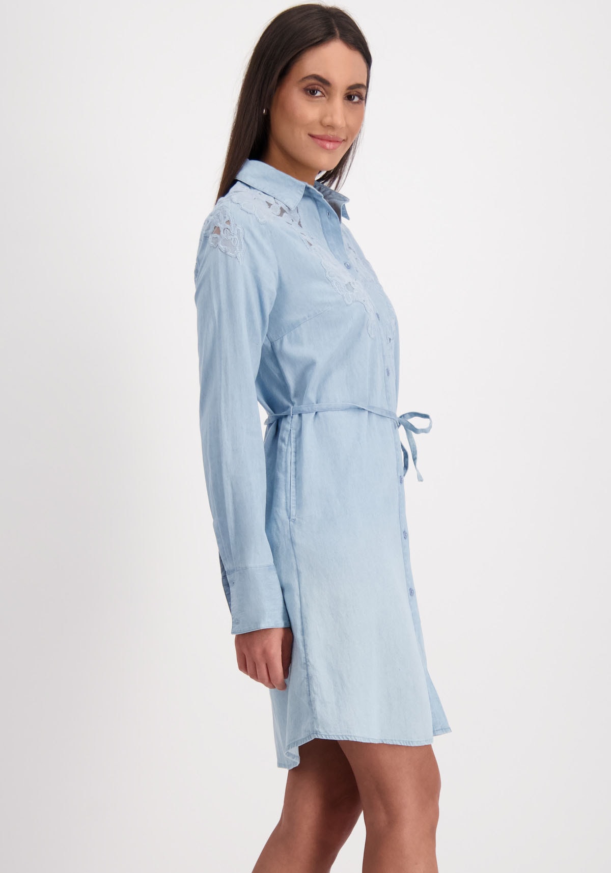 Monari Jeanskleid, mit Bindegürtel