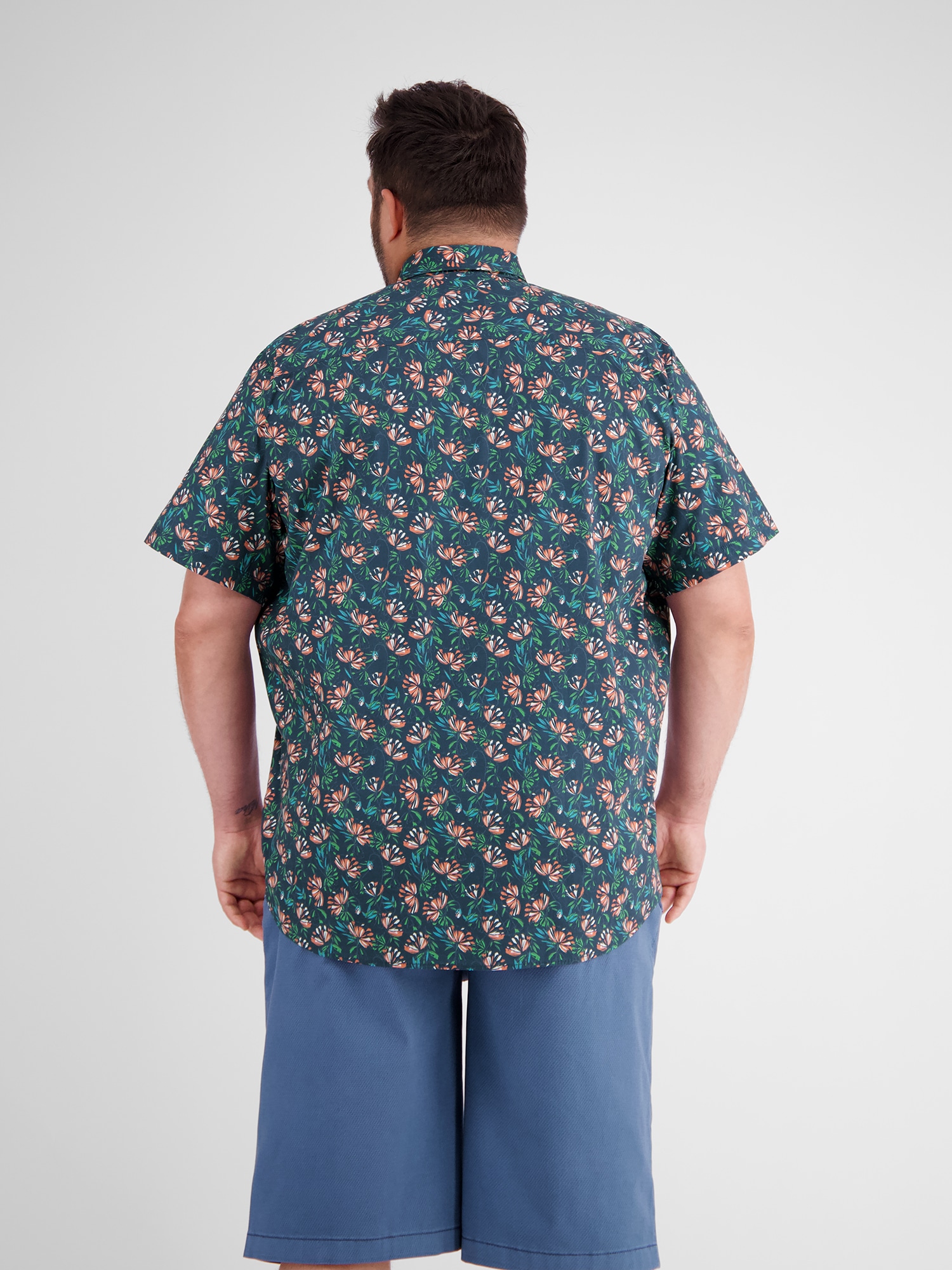 LERROS Chemise à manches courtes »Floral gemustertes Halbarmhemd in Übergrössen«