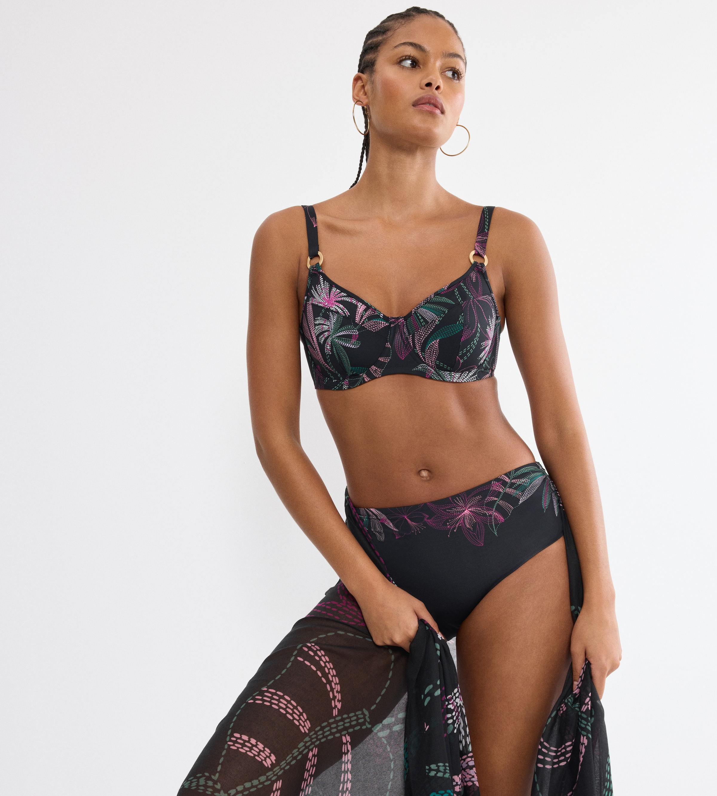 Triumph Bügel-Bikini-Top »Summer Tropics W 01« Minimizer - verkleinert die Brust optisch um eine Cup-Grösse