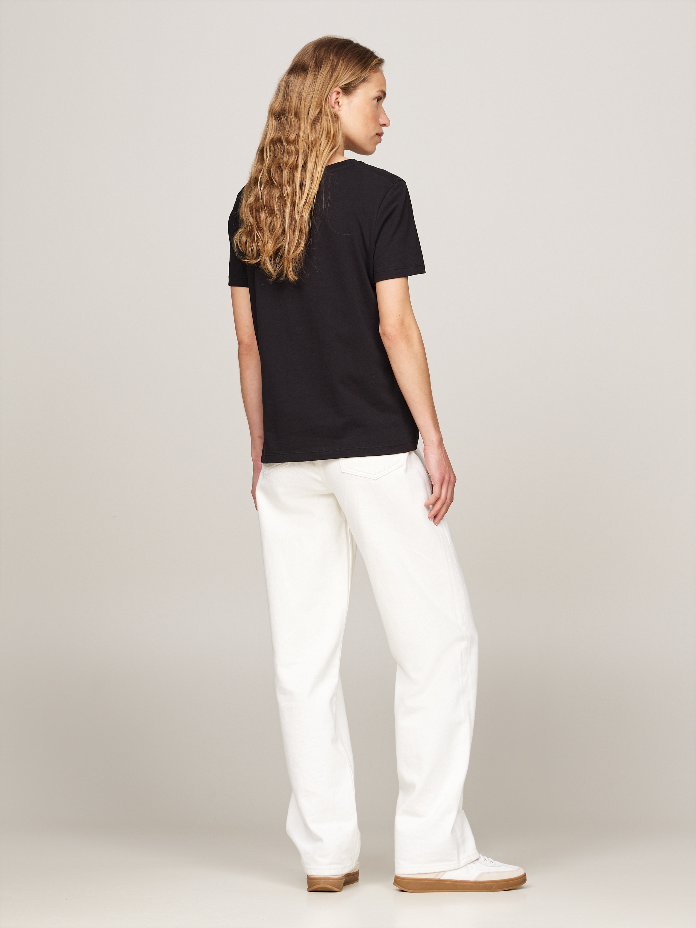 Tommy Hilfiger T-Shirt »REG CORP LOGO C-NK mit Logoschriftzug und Stickerei«, meliert, casual, regular fit, Baumwolle, Rundhals