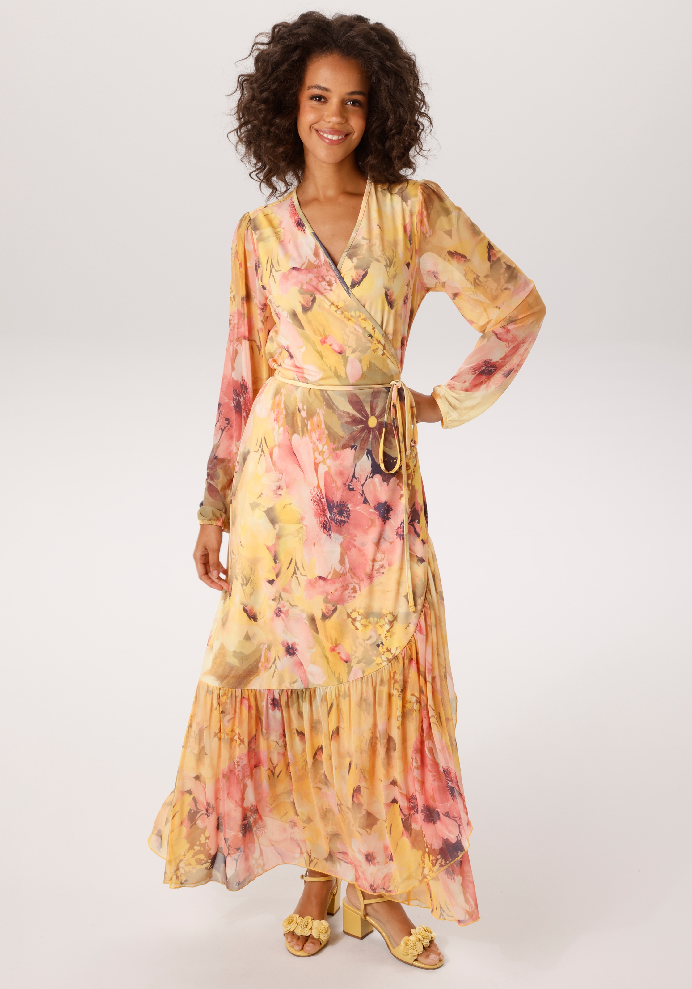 Image of Aniston CASUAL Wickelkleid mit grossflächigen Batikblüten bedruckt