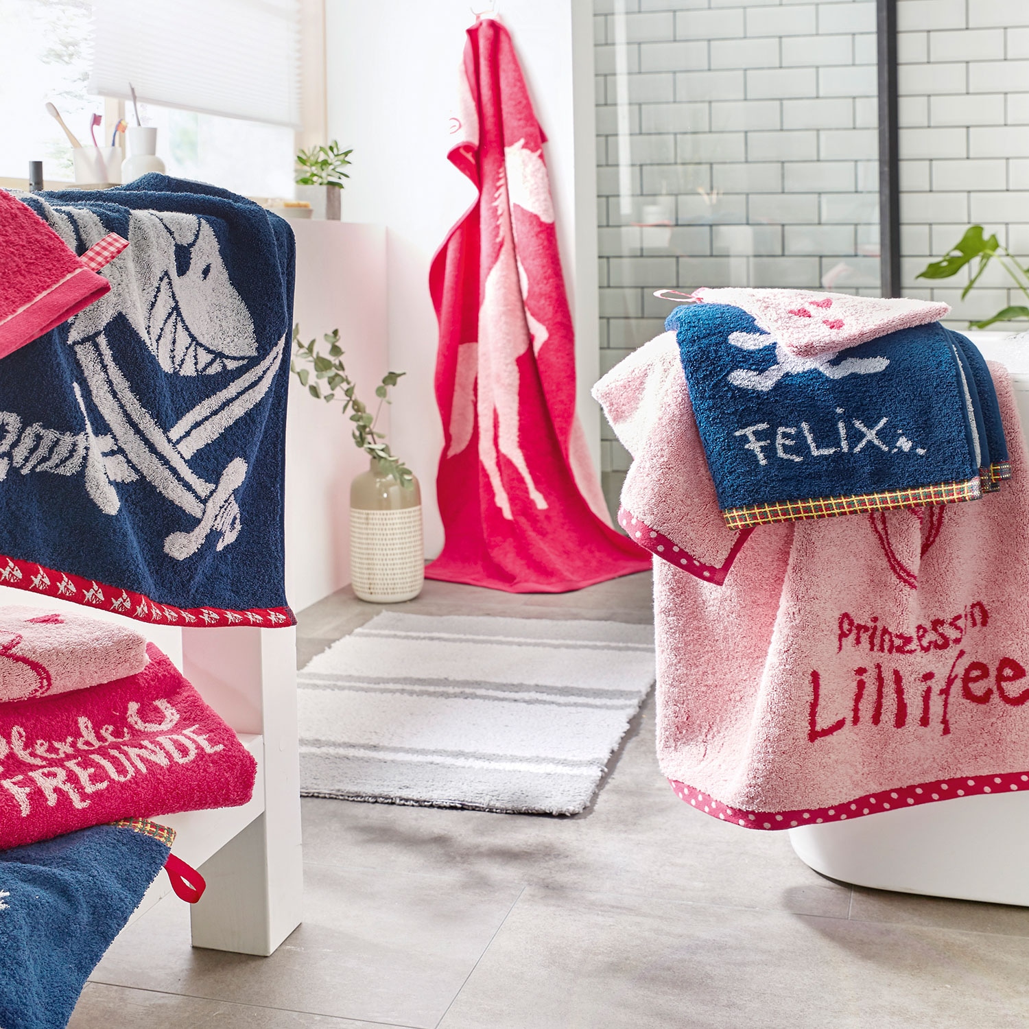 Dyckhoff Handtuch Set »Prinzessin Lillifee«, Set, 5 tlg., Frottier, Komplette Sets: Handtücher, Duschtücher und passende Waschhandschuhe