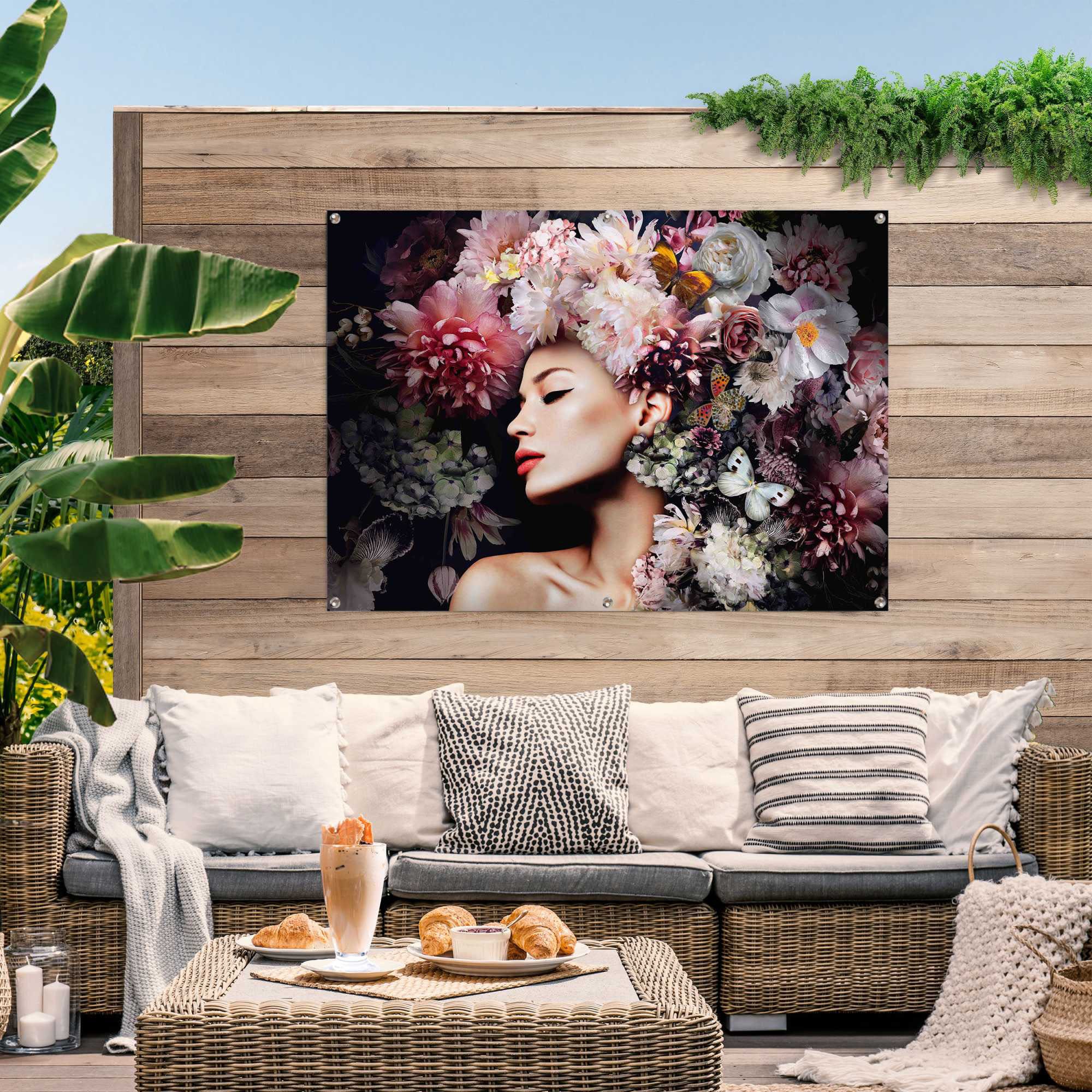 Poster »Frau mit Blumenhut«, leichtes und wasserfestes Gartenposter für den Ausseneinsatz